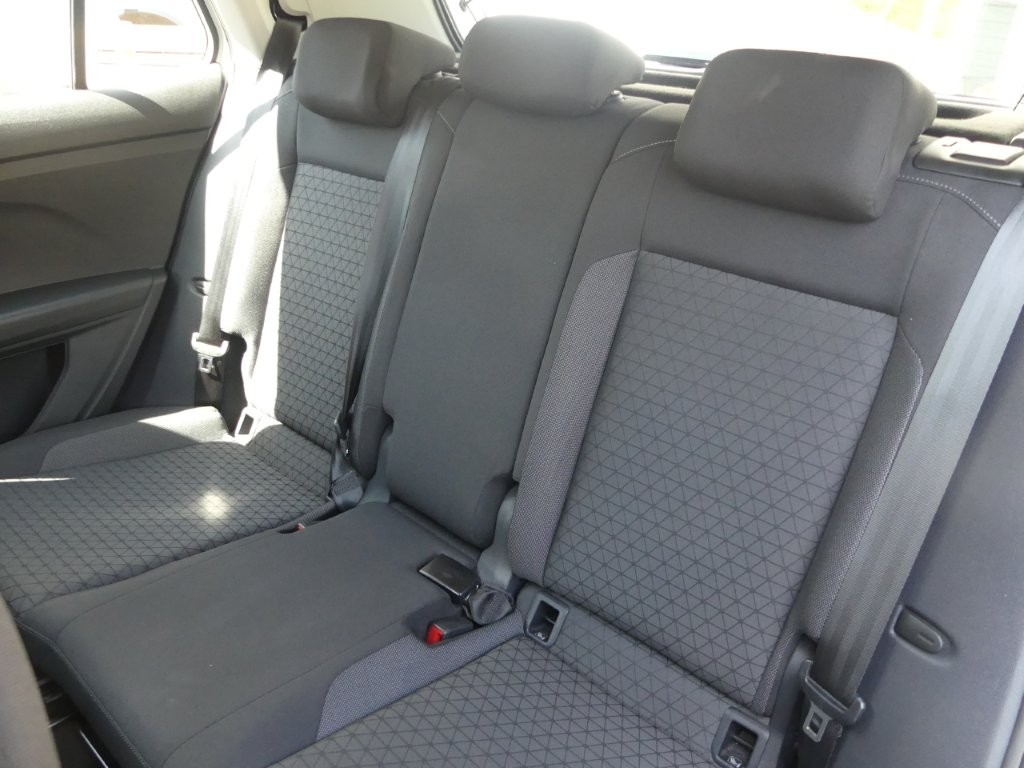 VW T-Cross 1.0 TSI Life DSG-image-11