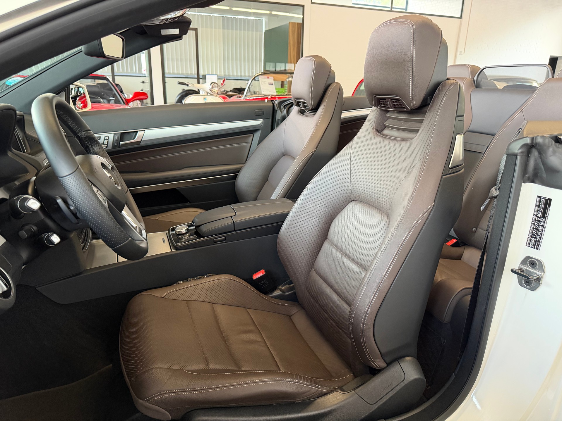 MERCEDES-BENZ E 400 7G-Tronic AMG LINE I 333 PS I-image-17