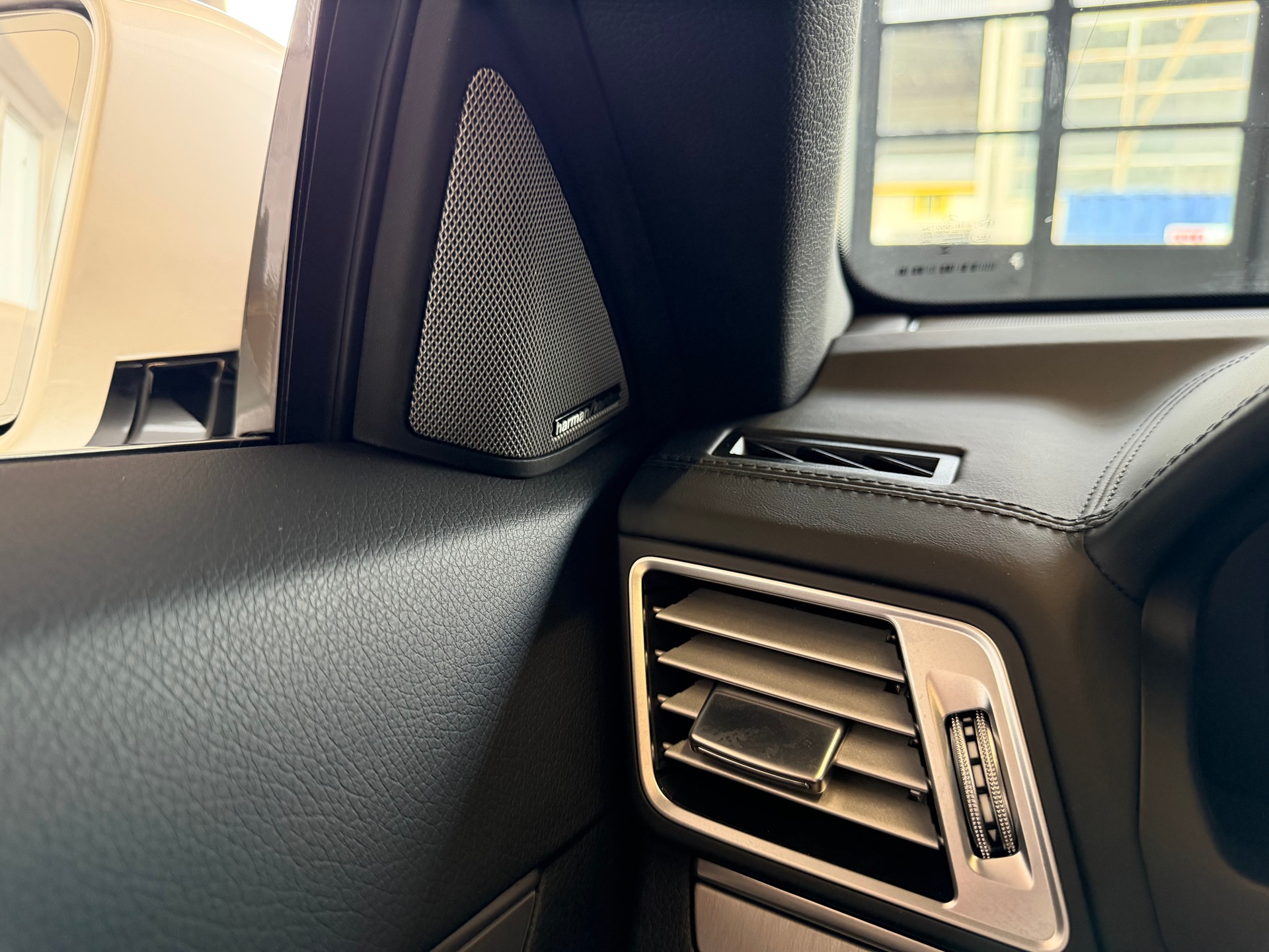 MERCEDES-BENZ E 400 7G-Tronic AMG LINE I 333 PS I-image-20