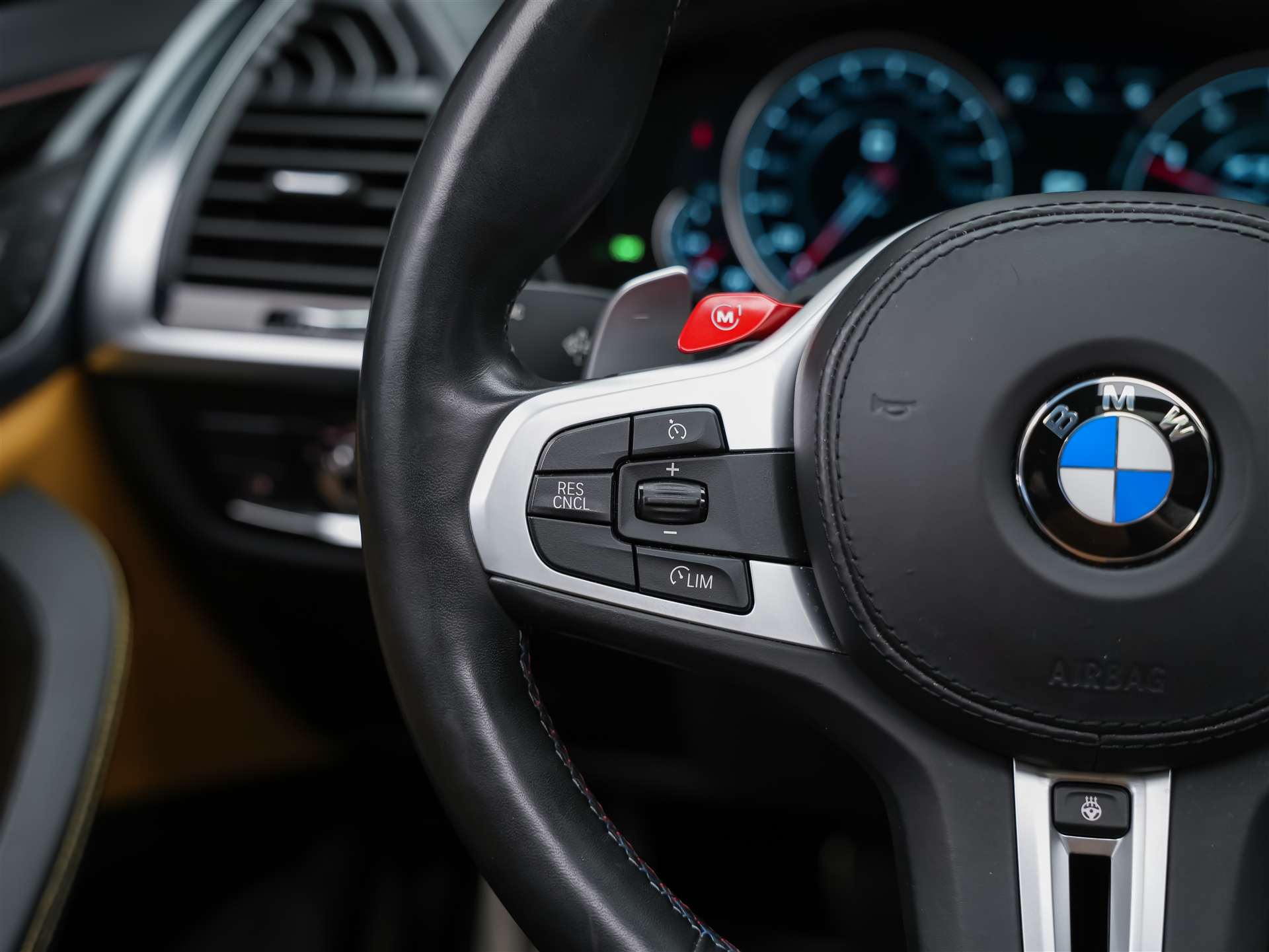 BMW X3 xDrive M Competition Steptronic *Head Up*Panorama*360° Kamera*-image-33