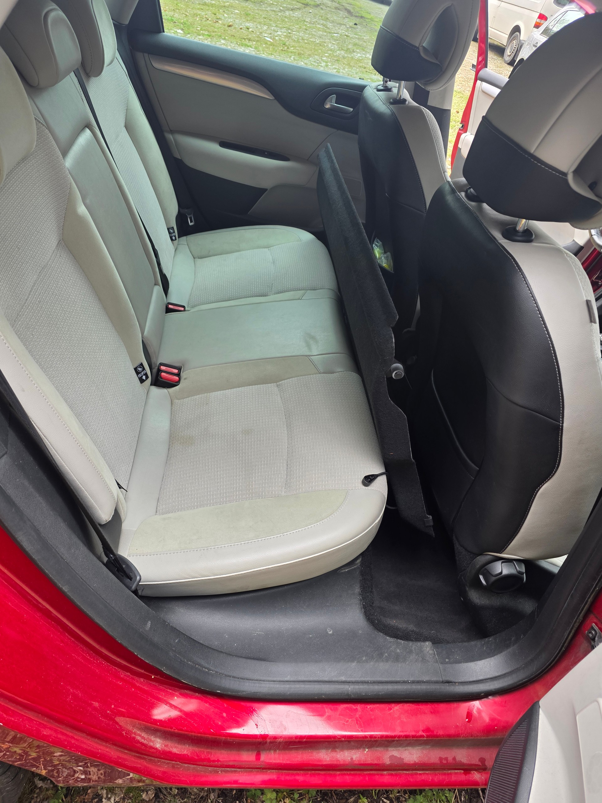 CITROEN C4 Berline 1.6 THP Séduction EGS6-image-12