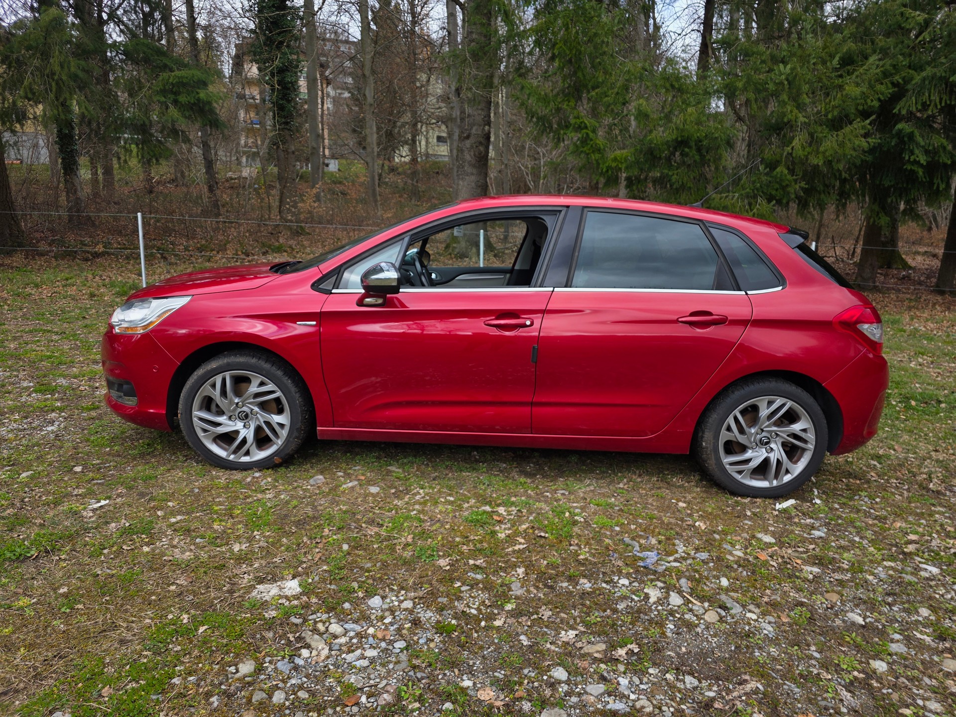 CITROEN C4 Berline 1.6 THP Séduction EGS6-image-4