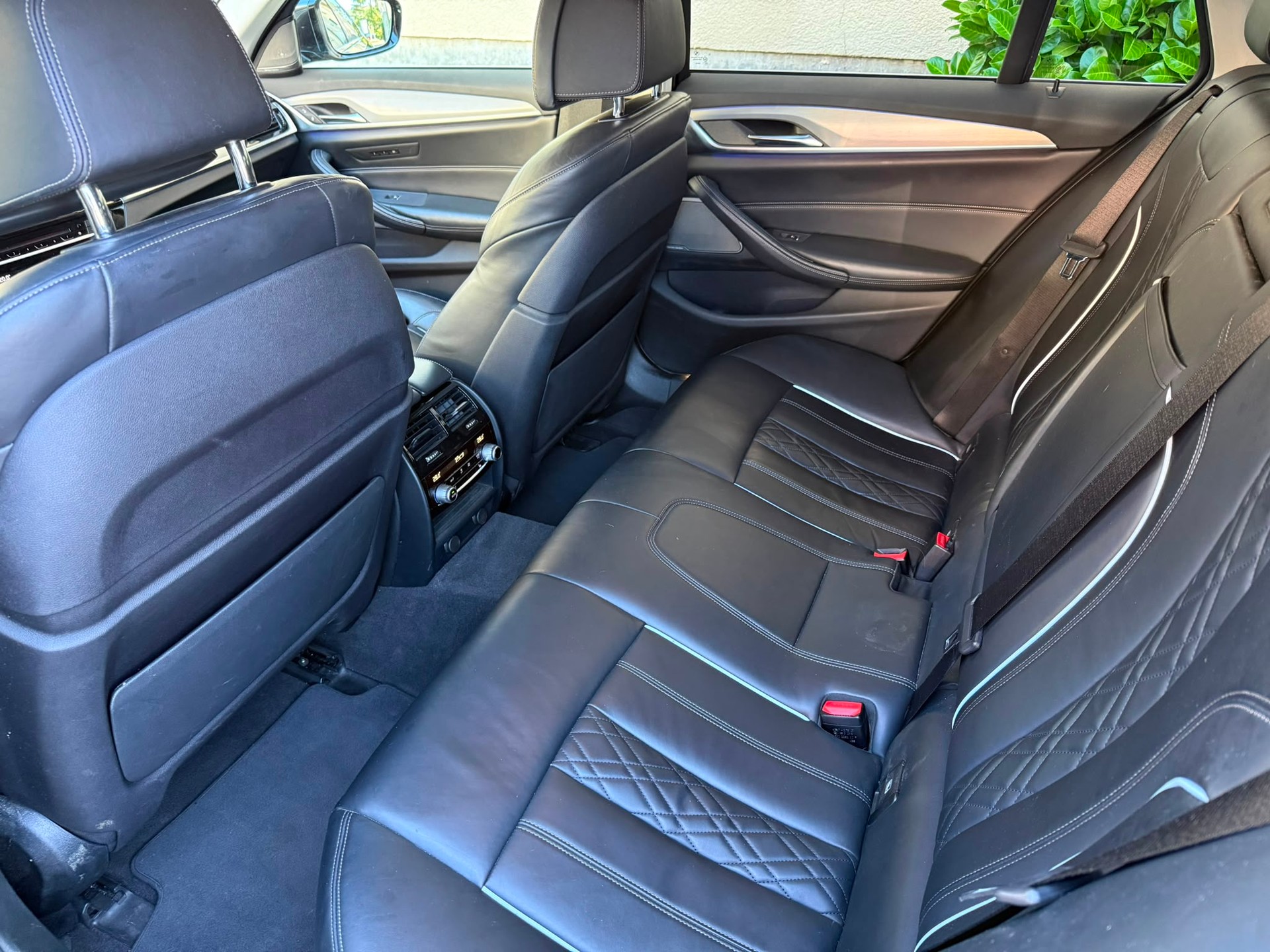 BMW 530d xDrive Touring Sport Line Steptronic-image-11