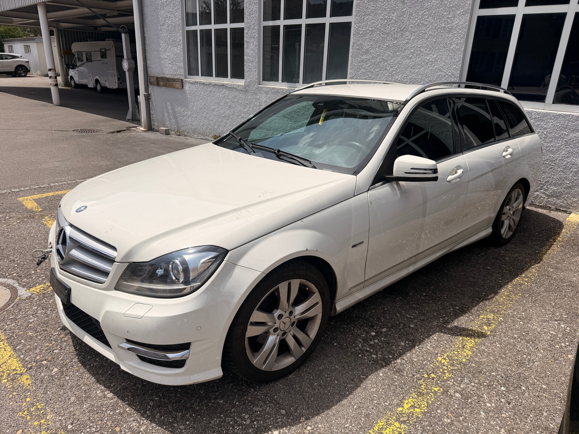 MERCEDES-BENZ C 250 CDI BlueEff. Avantgarde 4Matic 7G-Tronic-image-4