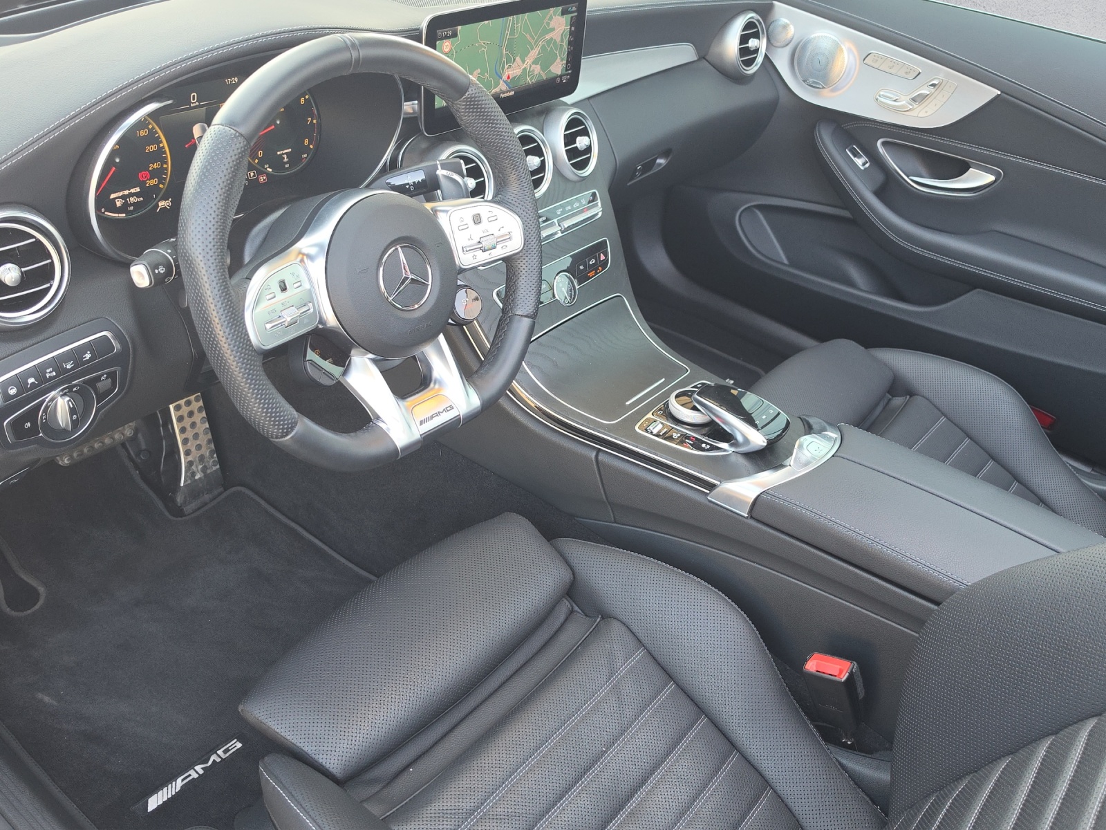 MERCEDES-BENZ C 43 Cabriolet AMG Premium + 4Matic 9G-Tronic-image-10