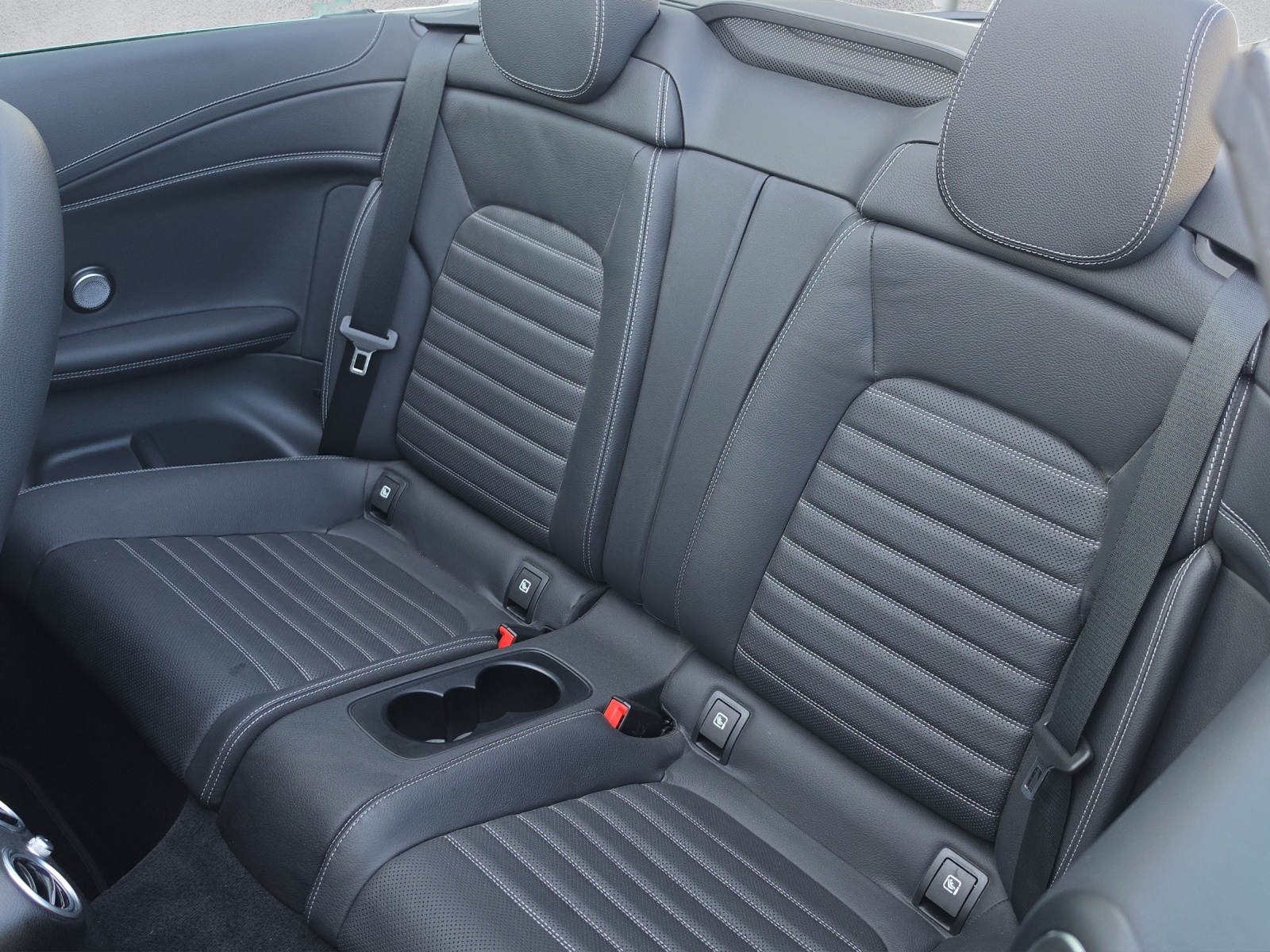 MERCEDES-BENZ C 43 Cabriolet AMG Premium + 4Matic 9G-Tronic-image-15