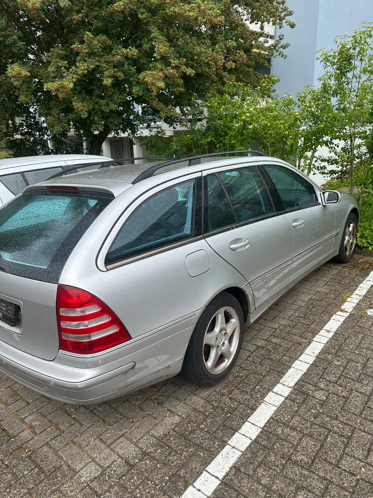 MERCEDES-BENZ C 240 Avantgarde-image-2