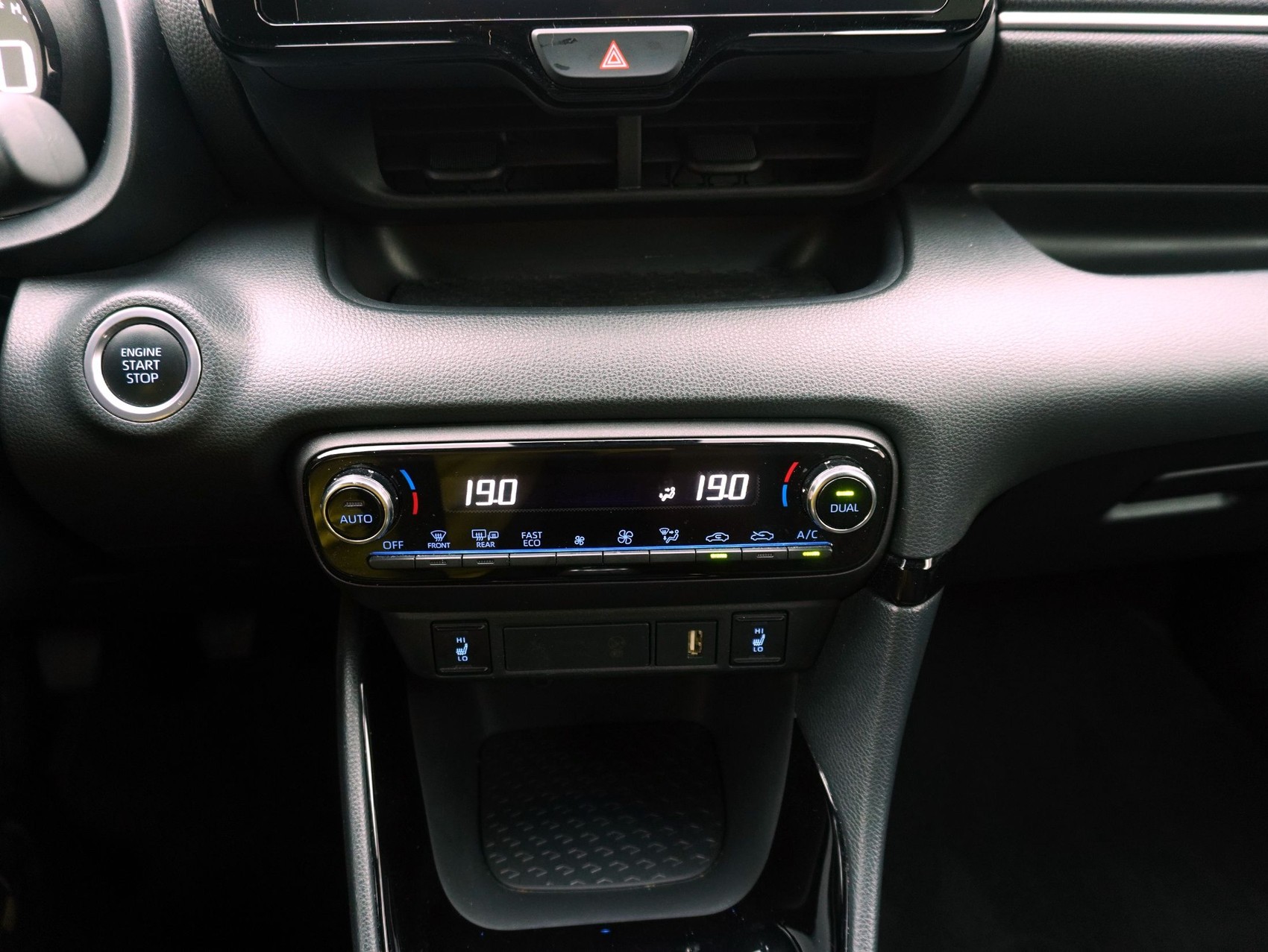 TOYOTA Yaris 1.5 VVT-iE Move-image-13