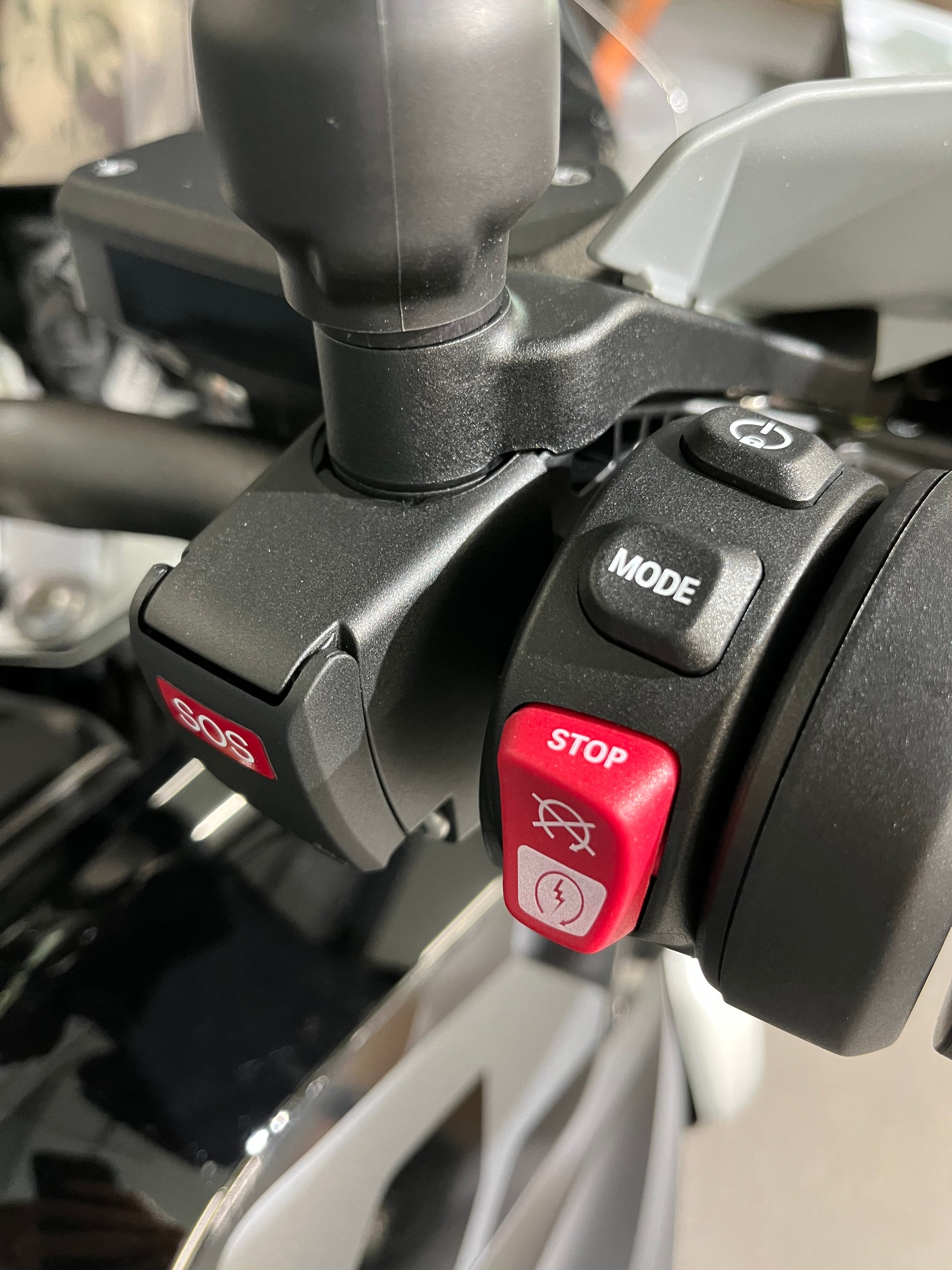 BMW R 1300 GS-image-4