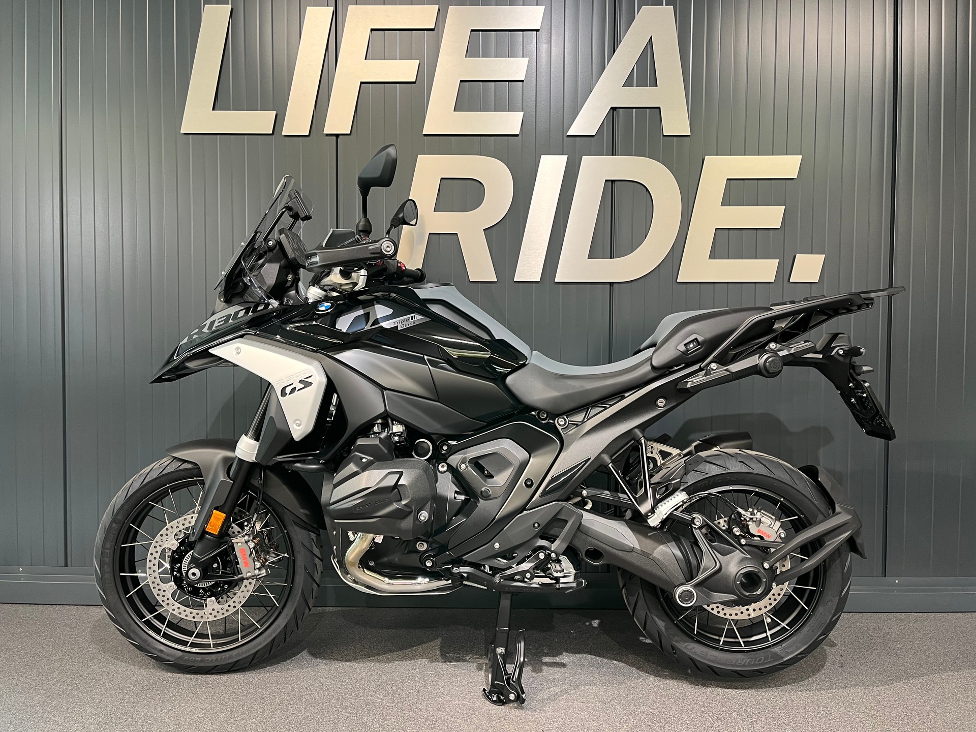 BMW R 1300 GS-showroom-element-2