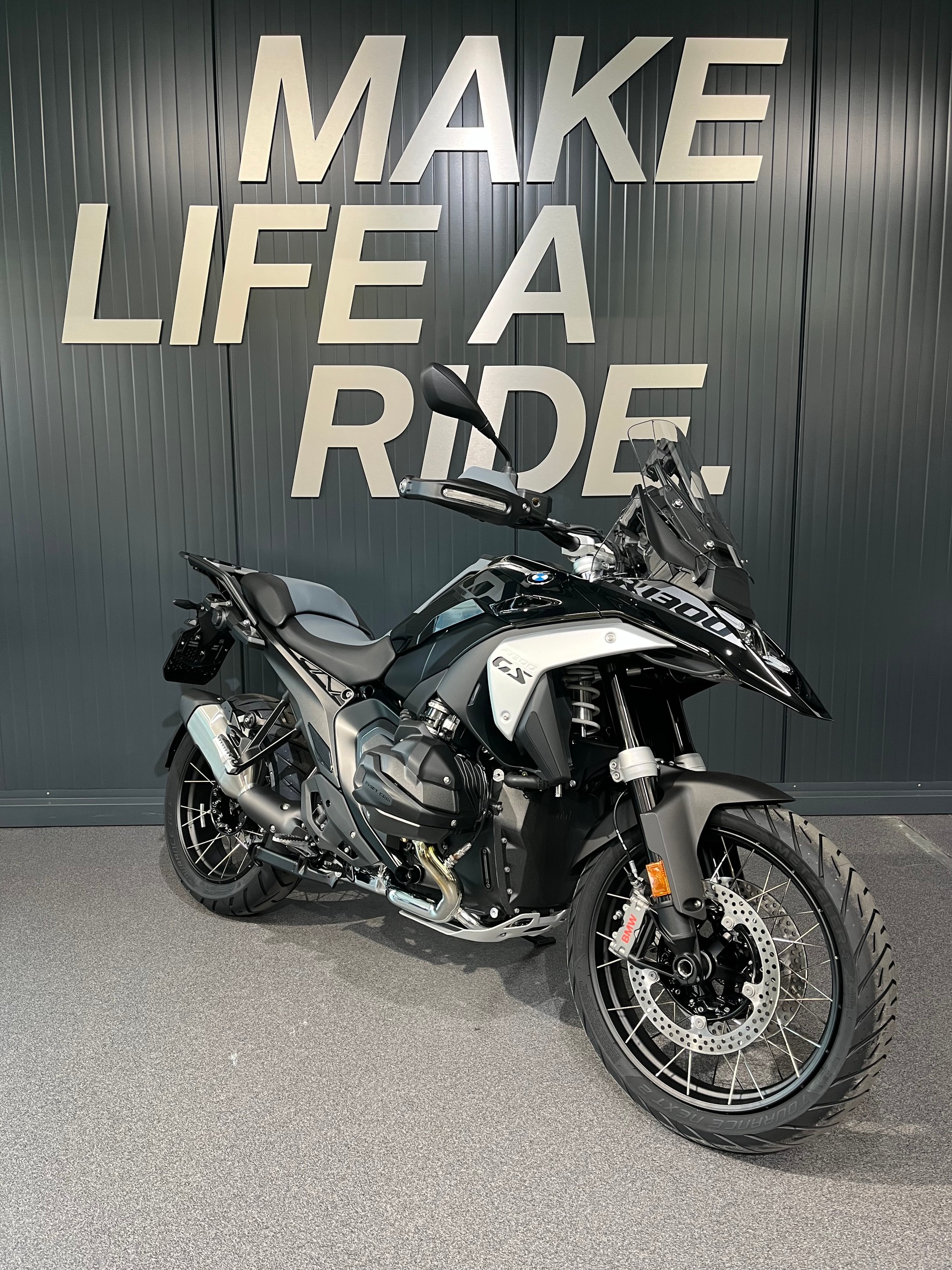 BMW R 1300 GS-showroom-element-1