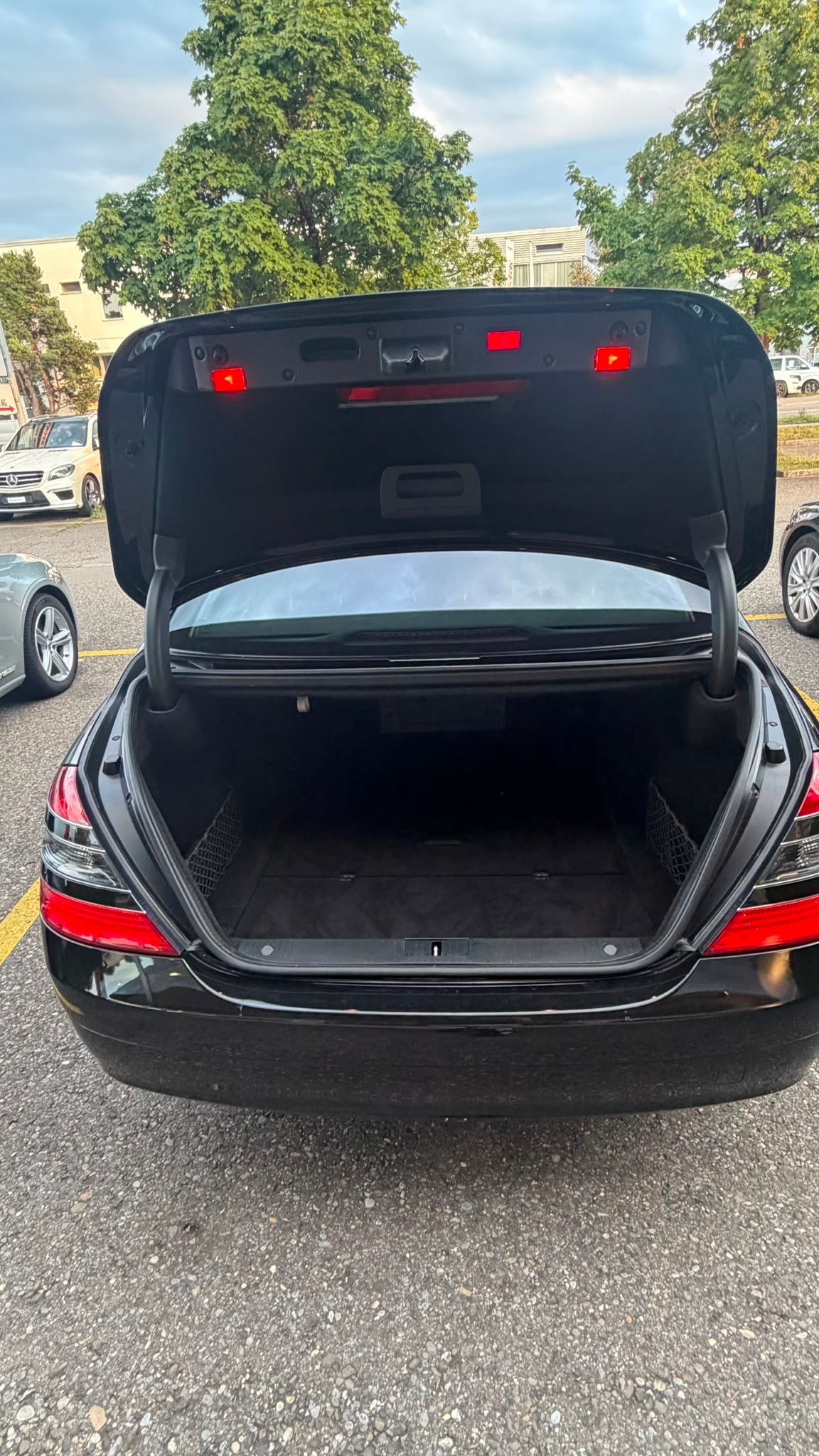 MERCEDES-BENZ S 500 L 4Matic 7G-Tronic-image-12