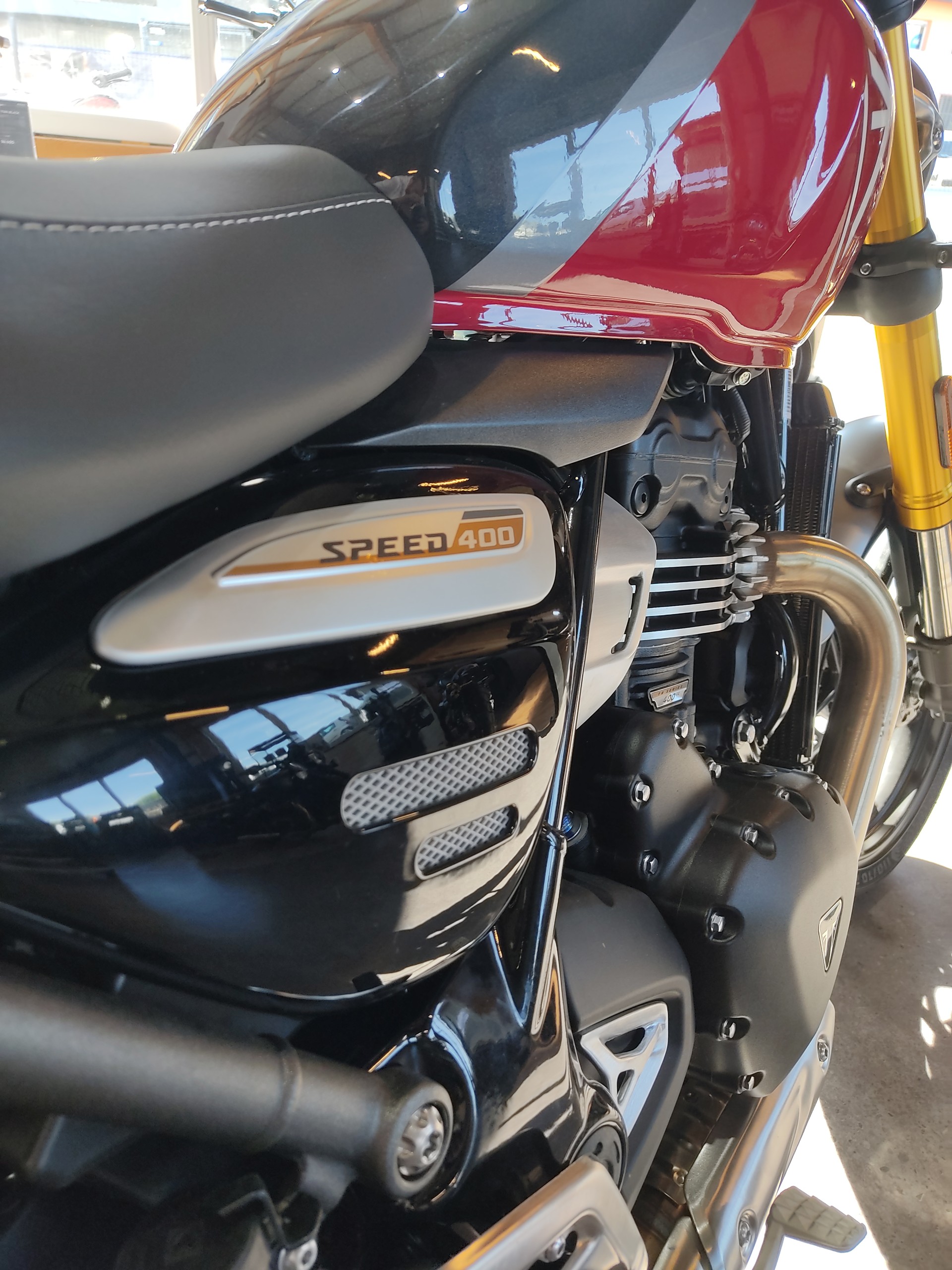 TRIUMPH Speed 400 XC-image-5
