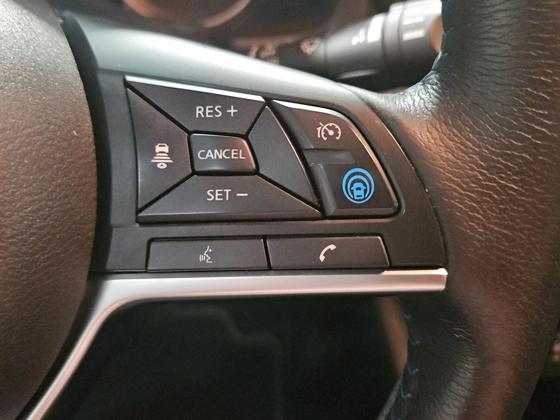 NISSAN Leaf N-Connecta (incl. battery)-image-18