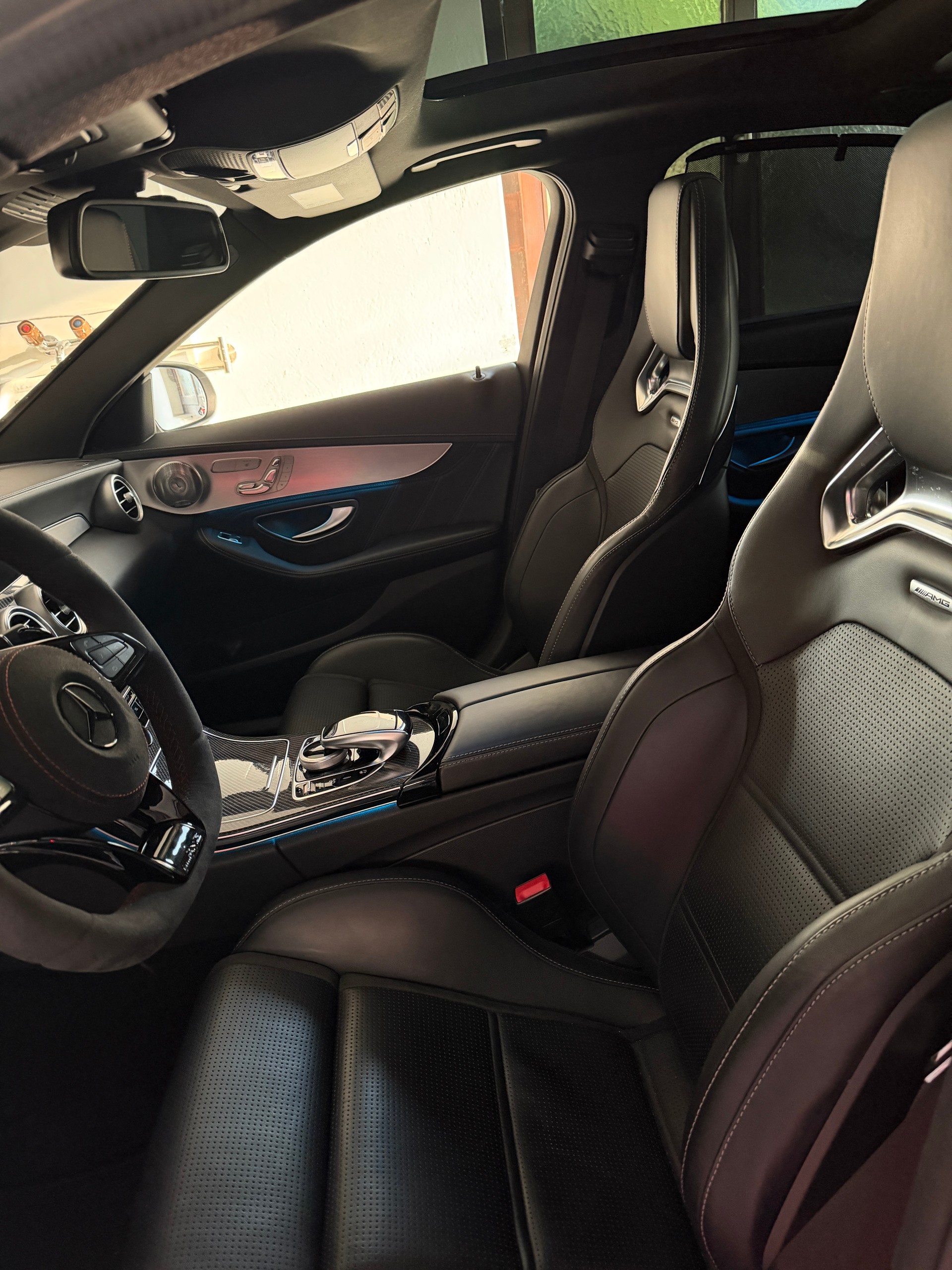 MERCEDES-BENZ C 63 S AMG-image-3