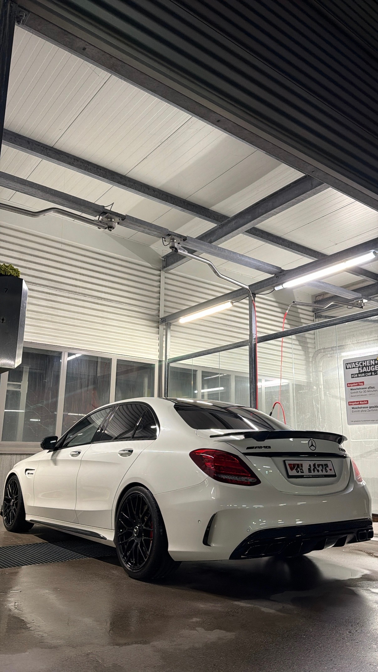 MERCEDES-BENZ C 63 S AMG-image-1
