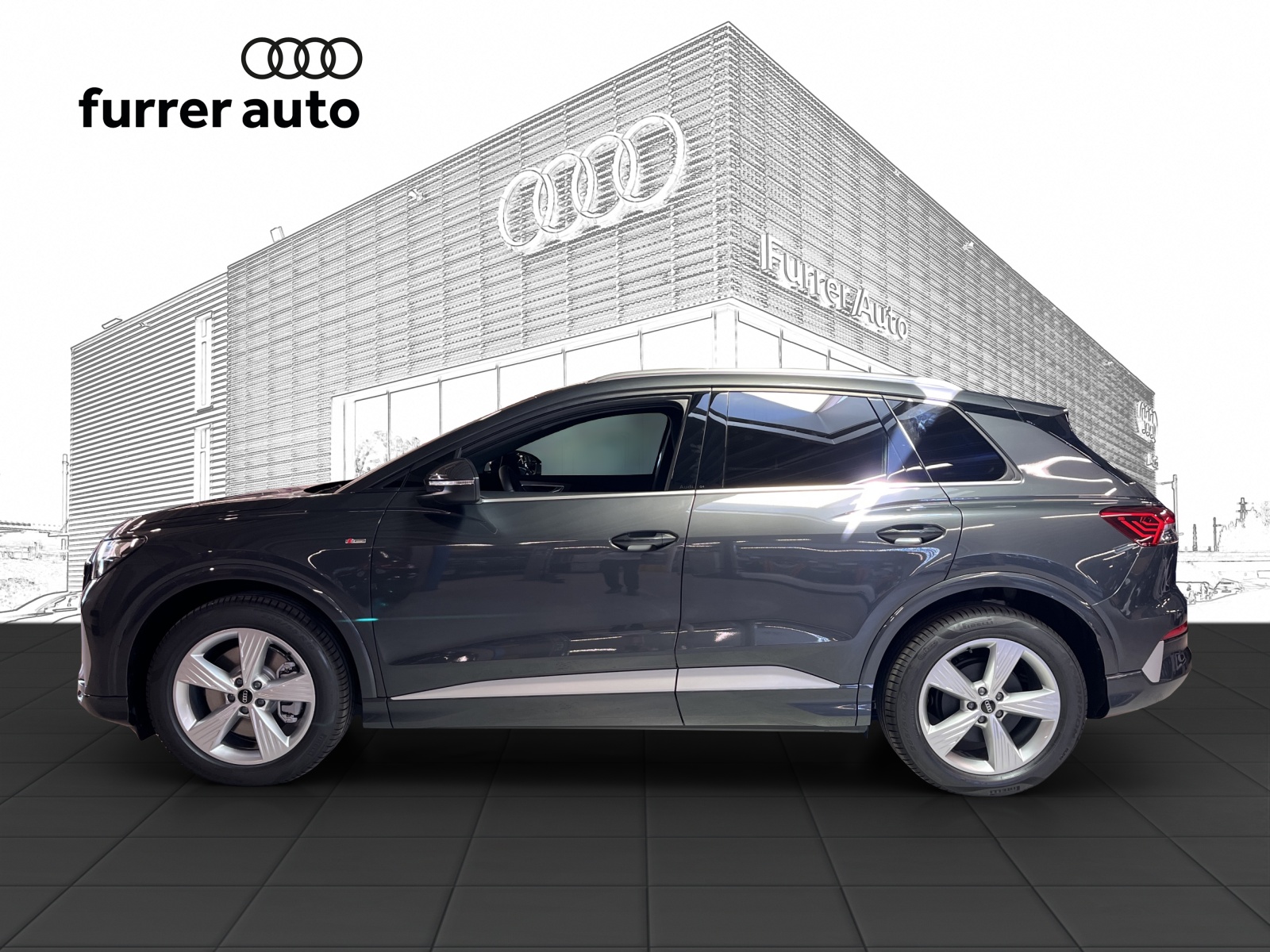 AUDI Q4 e-tron SUV quattro performance Attraction-showroom-element-1