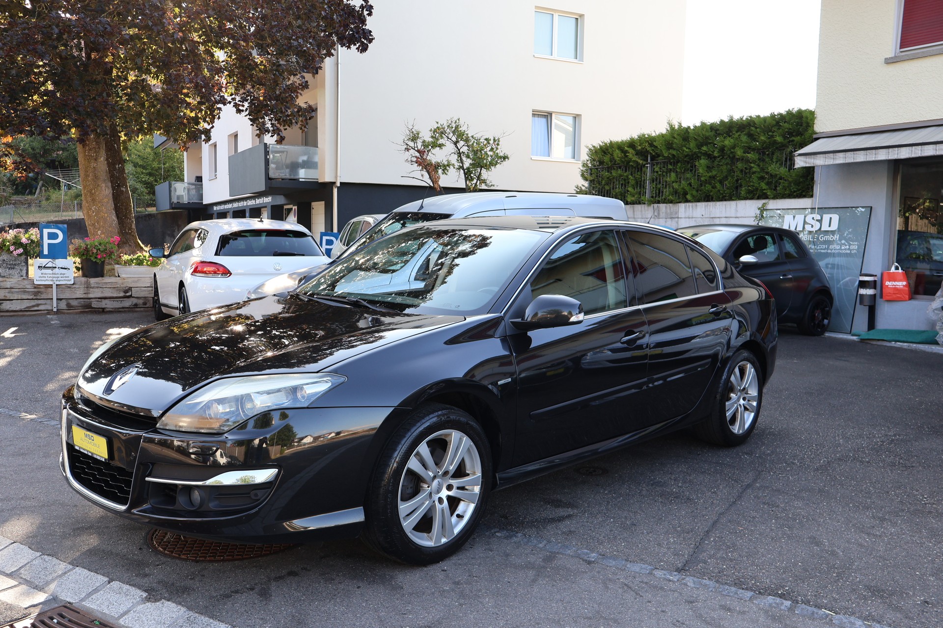 RENAULT Laguna 2.0 16V T Bose Automatic-image-1