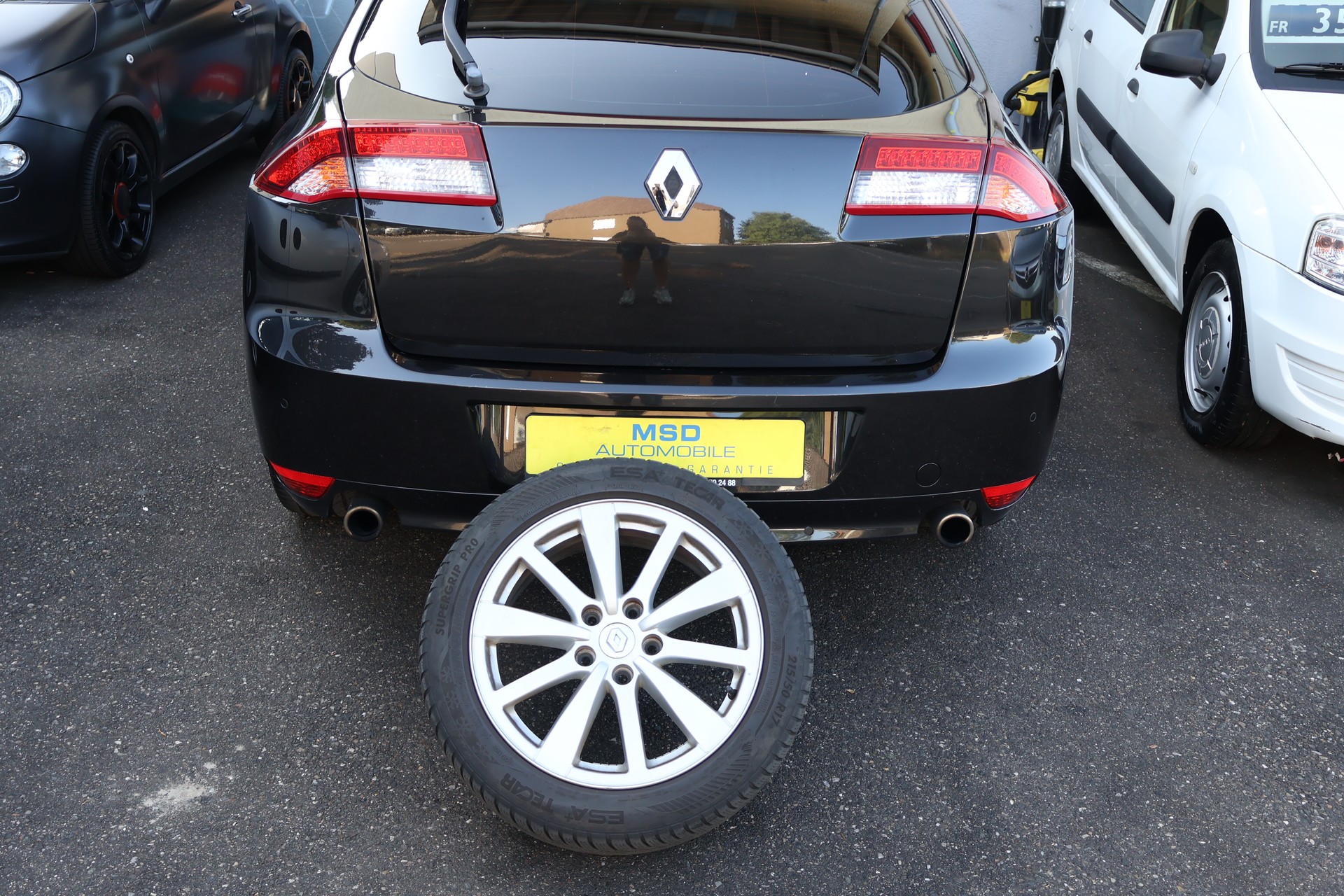 RENAULT Laguna 2.0 16V T Bose Automatic-image-8