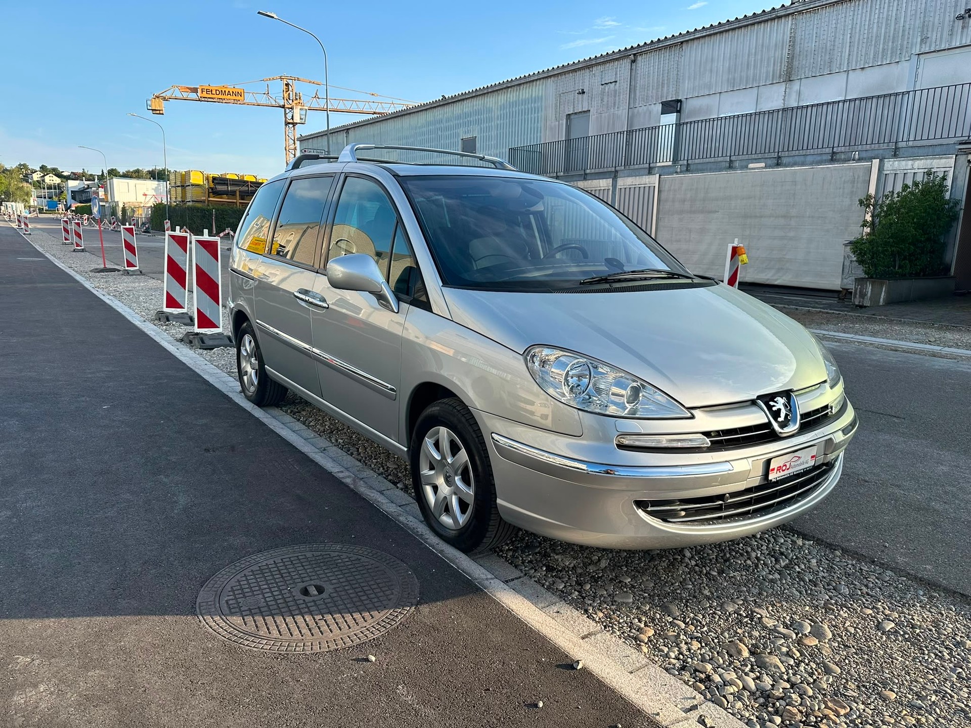PEUGEOT 807 2.0 16V HDi Allure Tiptronic-showroom-element-3