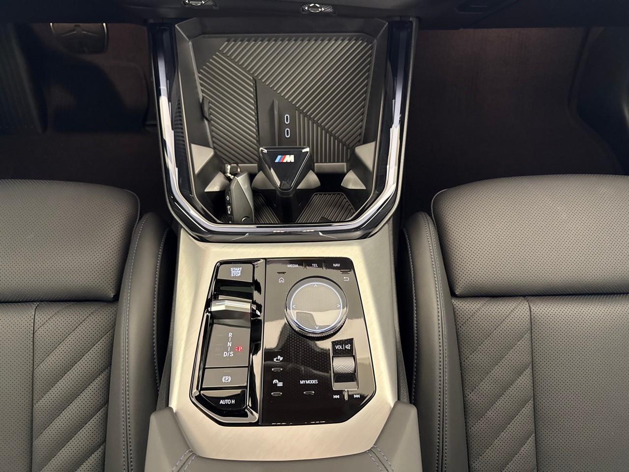 BMW X3 xDrive 48V 40d M Sport ''inkl. AHK & Standheizung''-image-13