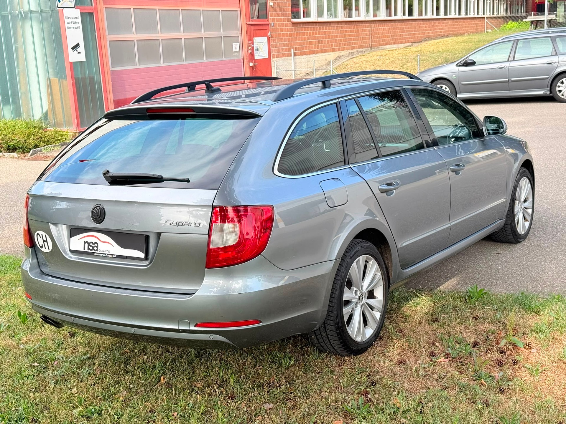 SKODA Superb Combi 2.0 TDi Comfort DSG-image-3