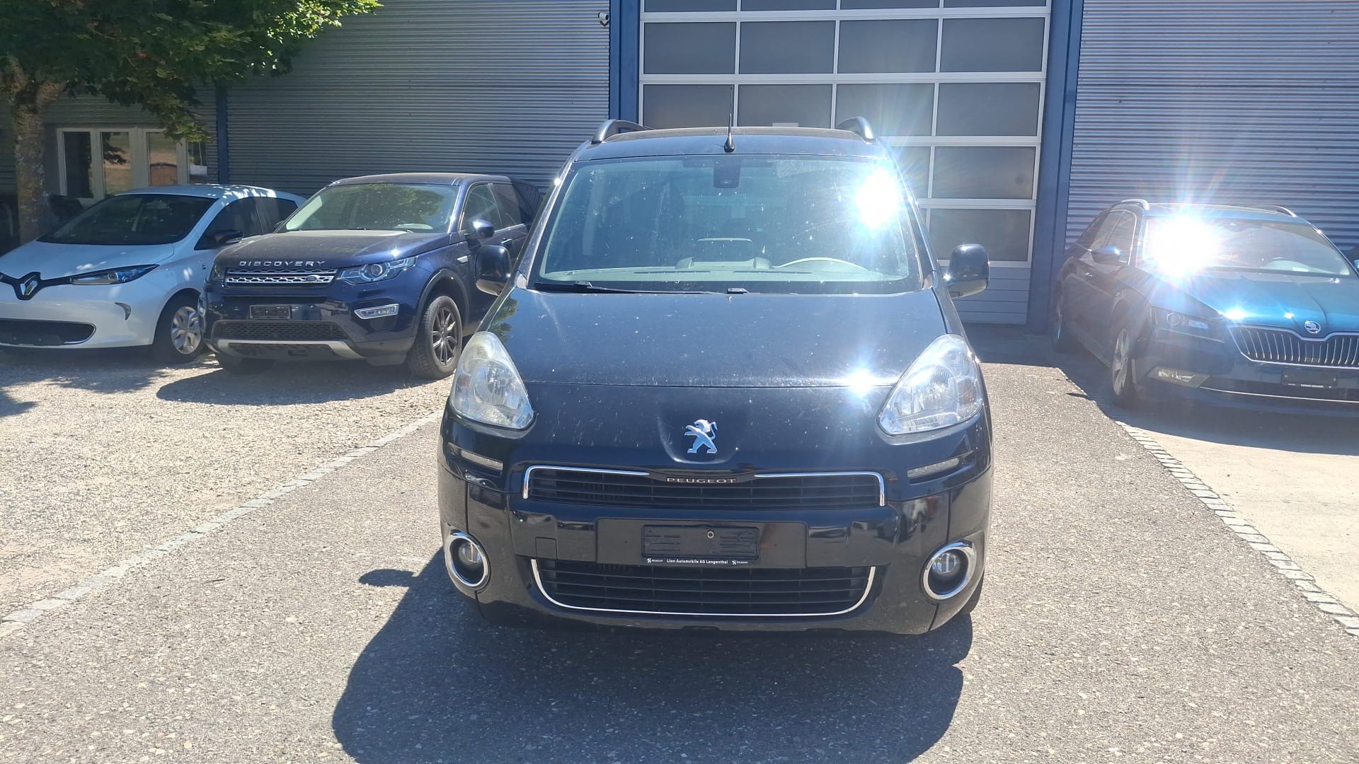 PEUGEOT Partner 1.6 HDI Outdoor-image-1
