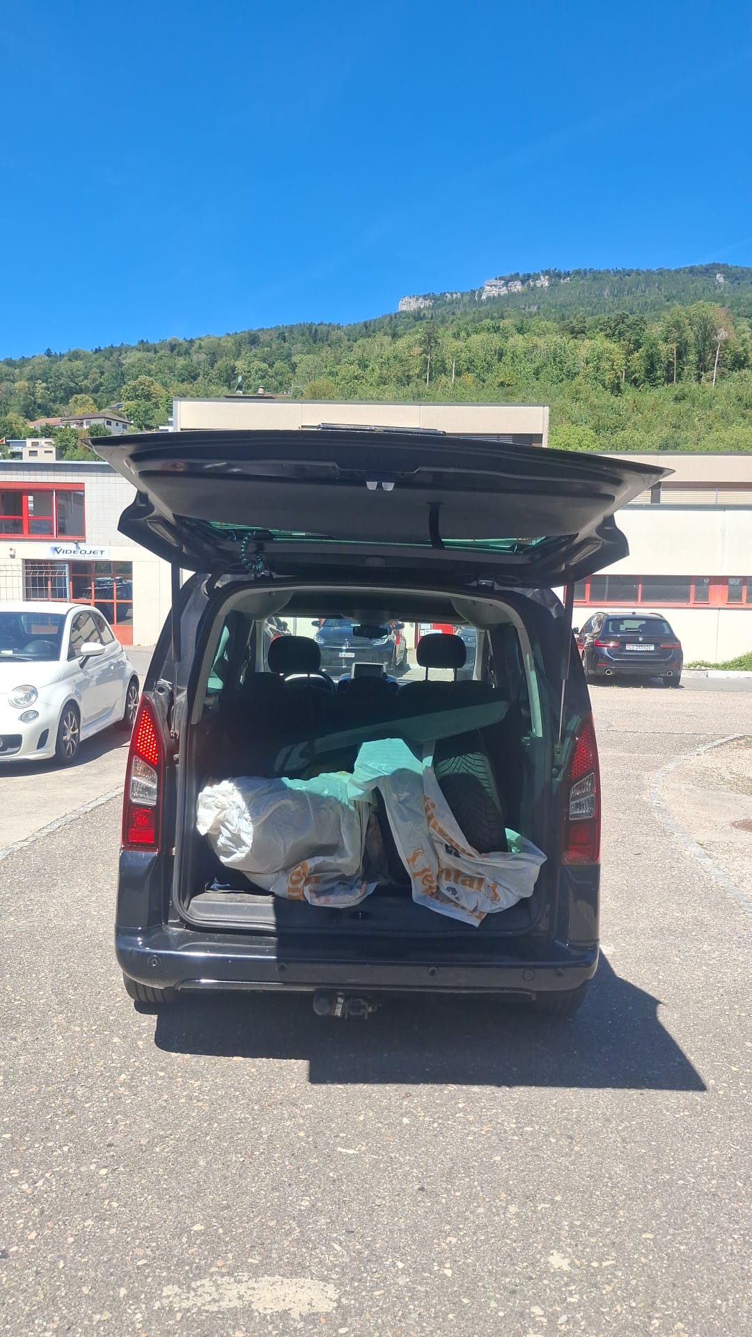 PEUGEOT Partner 1.6 HDI Outdoor-image-7