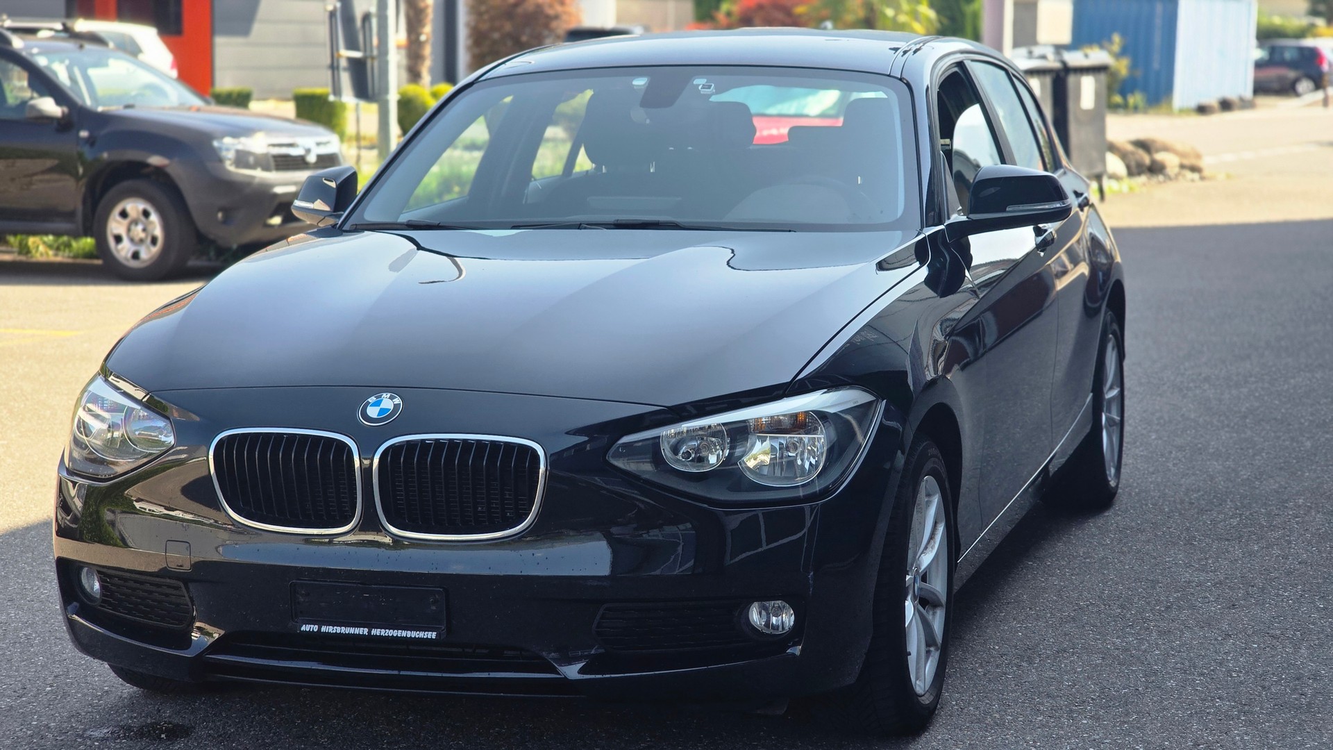 BMW 116d Urban Line Steptronic-image-1