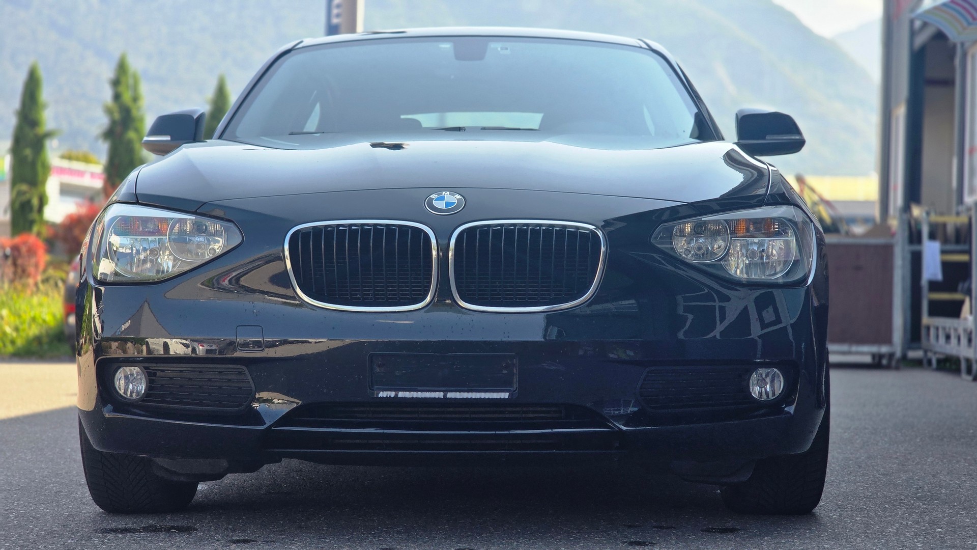 BMW 116d Urban Line Steptronic-image-0