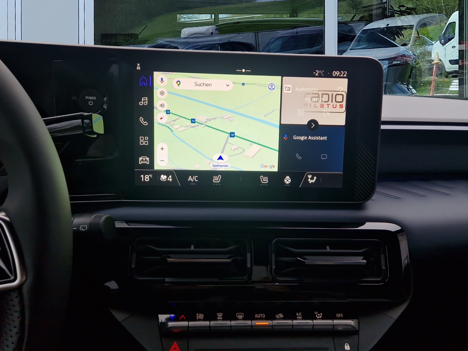 NISSAN Micra 52kWh Evolve-image-10