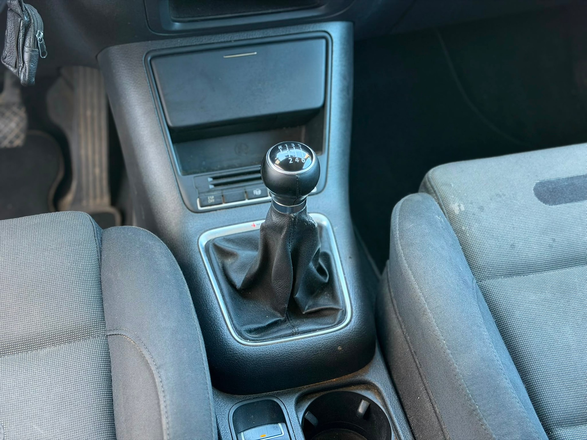 VW Tiguan 2.0 TDI Sport&Style-image-11