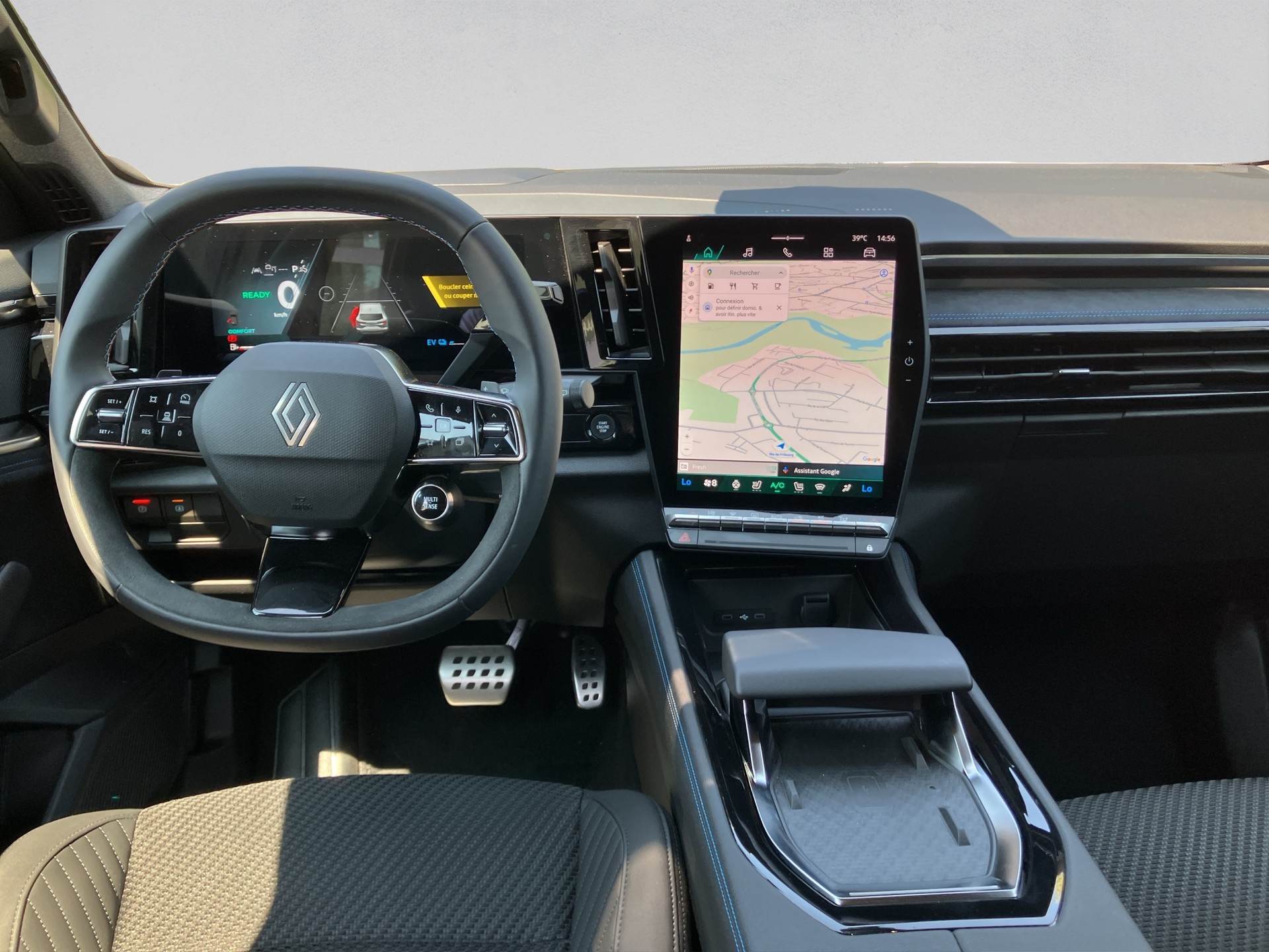 RENAULT Austral 1.2 HEV 200 Iconic A-image-14