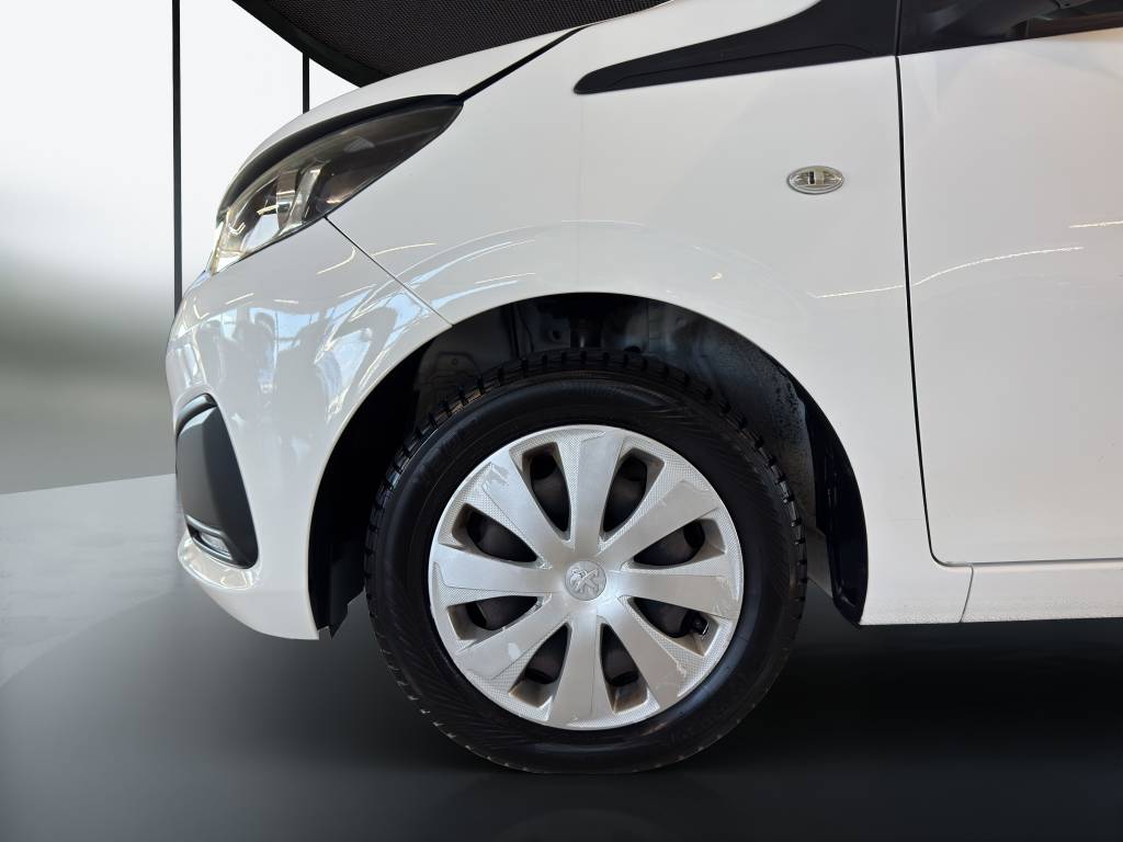 PEUGEOT 108 1.0 VTi Active-image-15