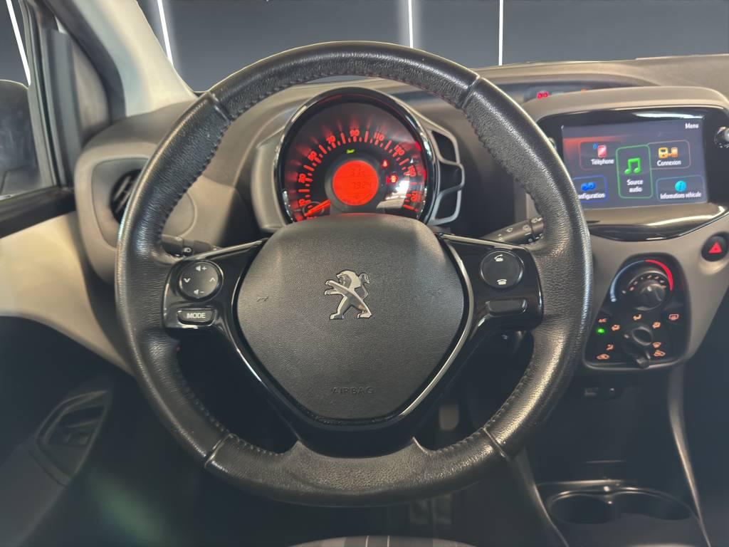 PEUGEOT 108 1.0 VTi Active-image-14