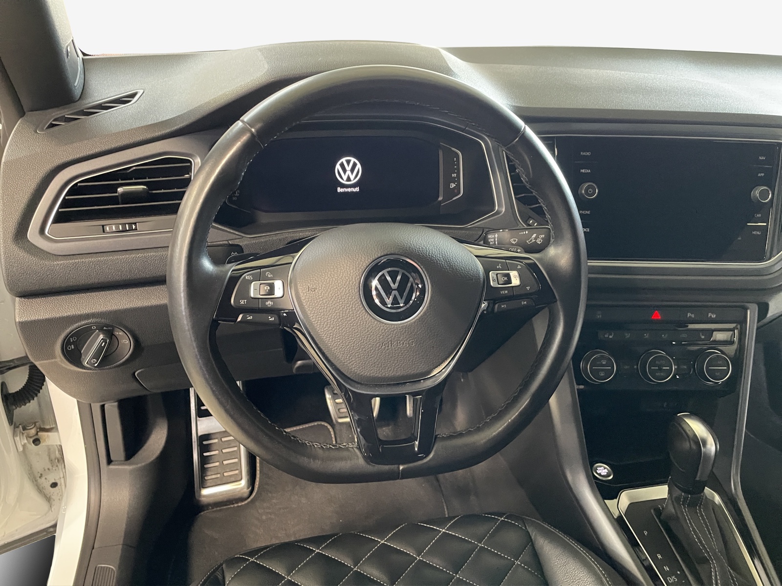 VW T-Roc Cabriolet 1.5 TSI EVO R-Line DSG-image-9