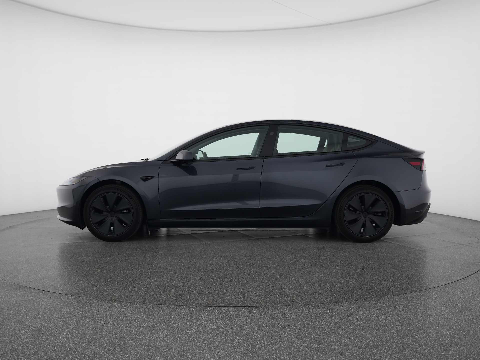 TESLA Model 3 Rear-Wheel Drive-image-1