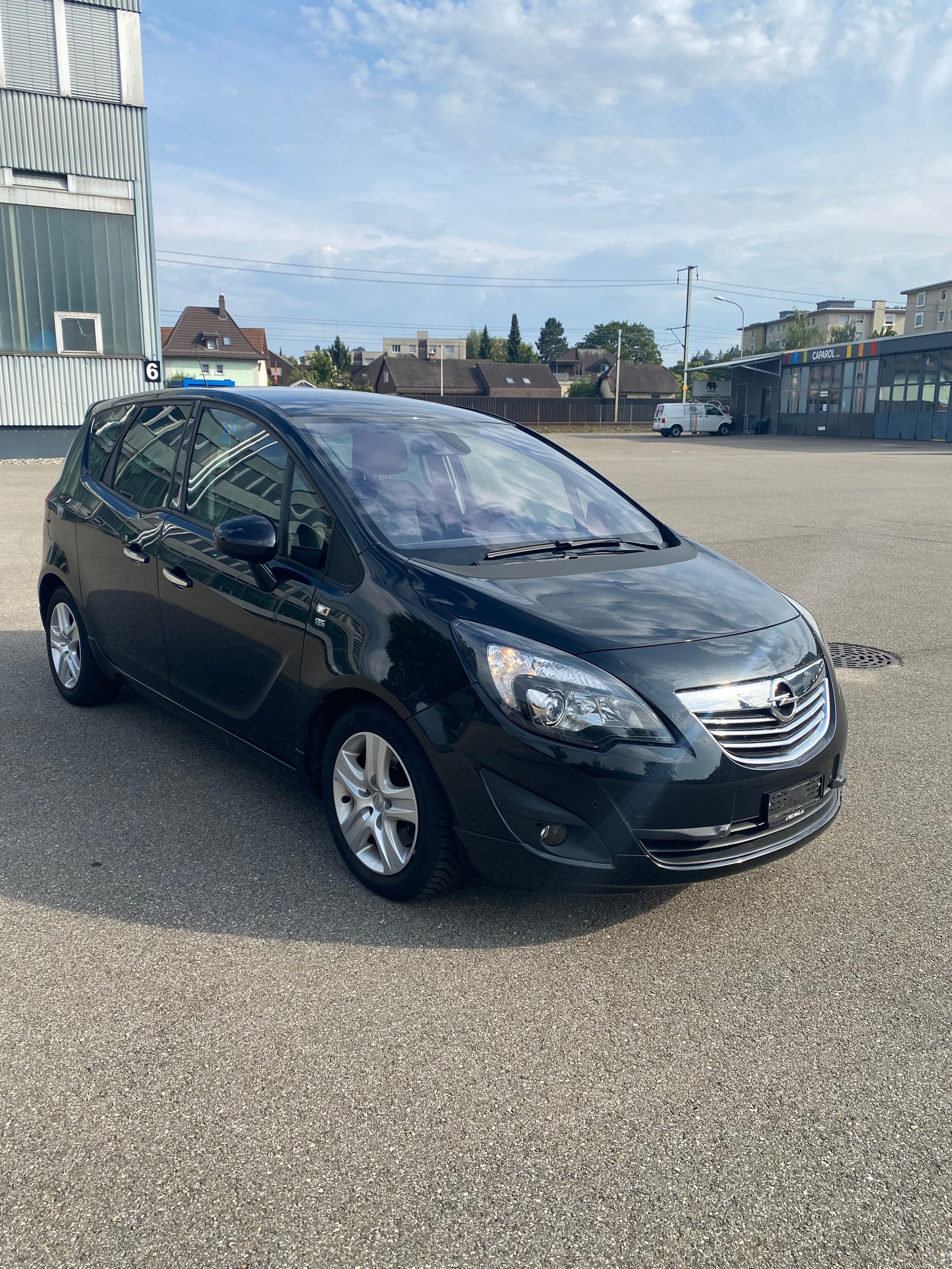 OPEL Meriva 1.4 Turbo Cosmo-image-0