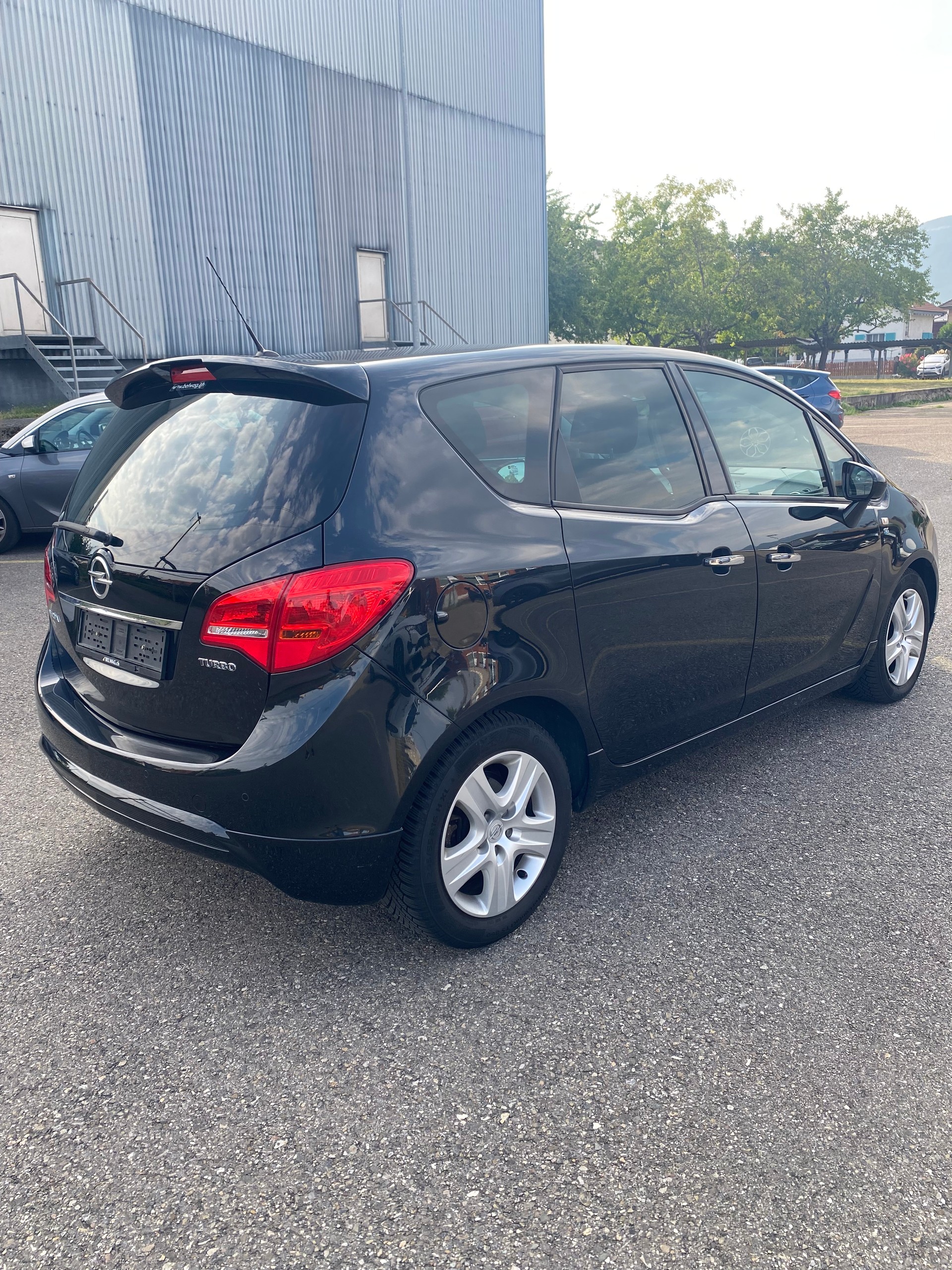 OPEL Meriva 1.4 Turbo Cosmo-image-10