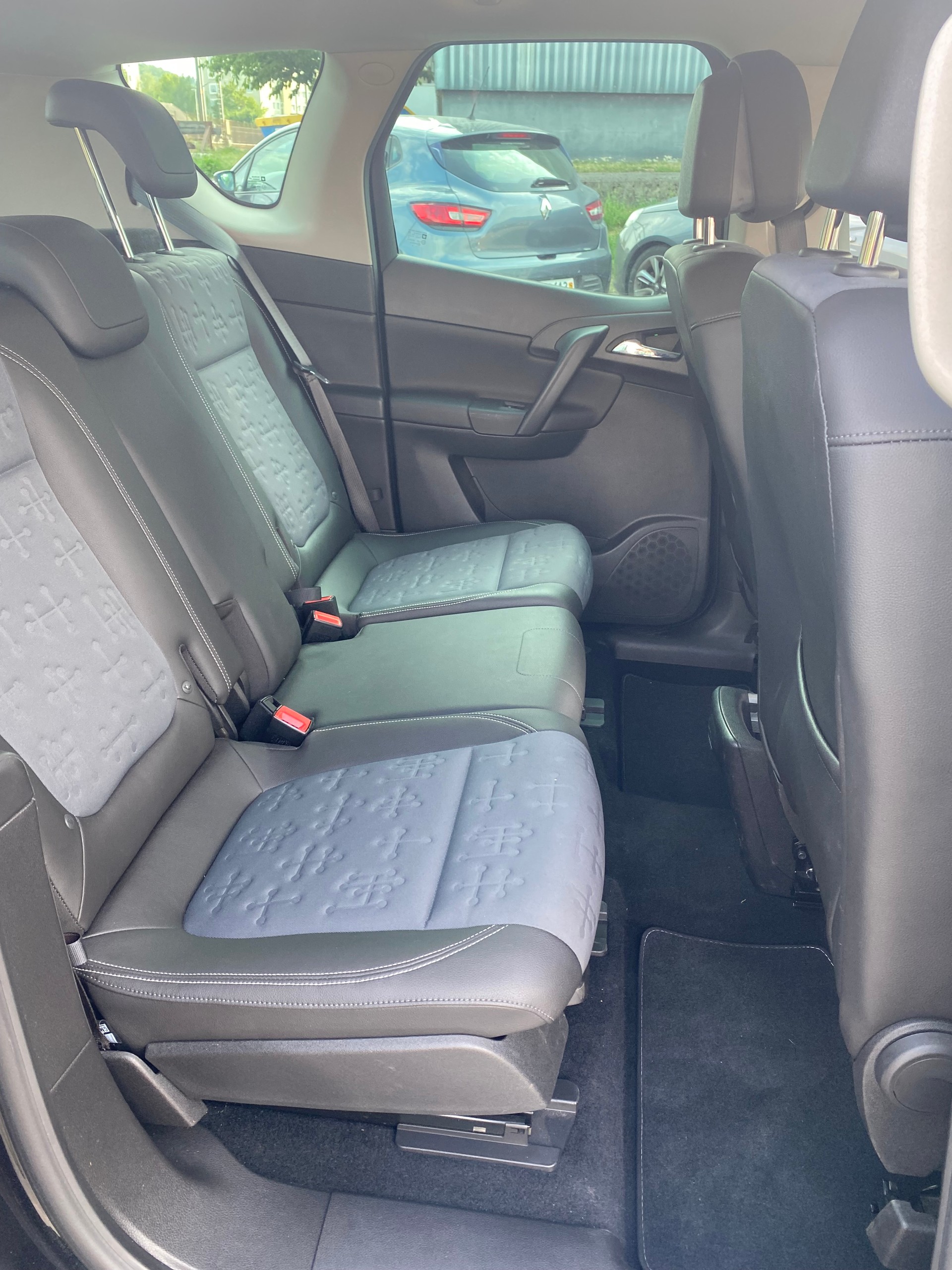 OPEL Meriva 1.4 Turbo Cosmo-image-8