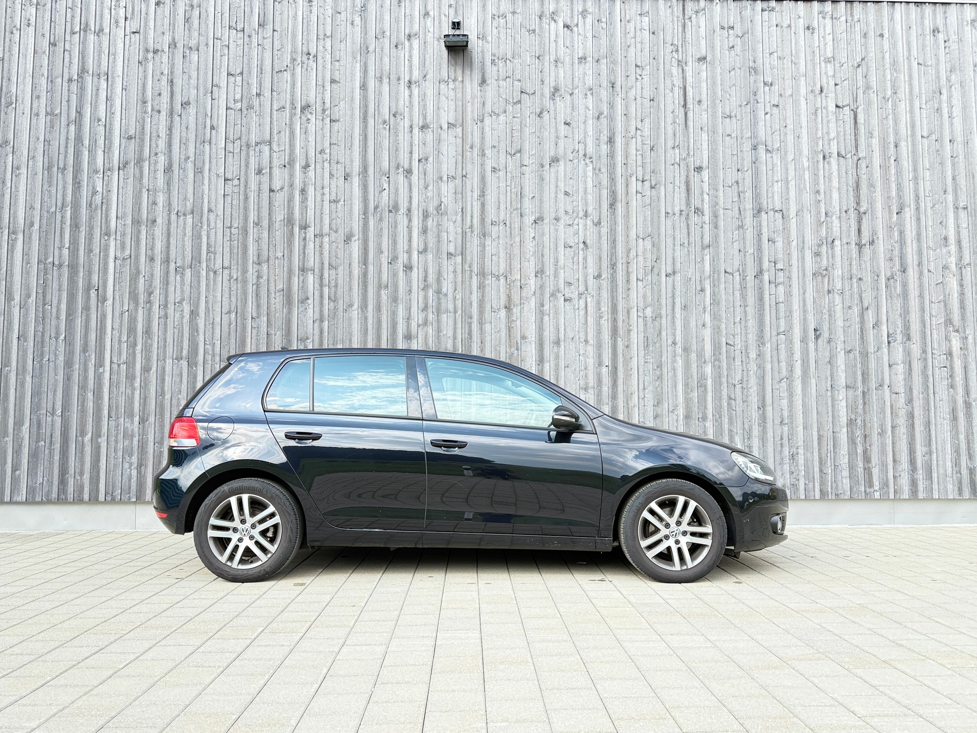 VW Golf 1.2 TSI BlueMotion Technology Team DSG-image-2