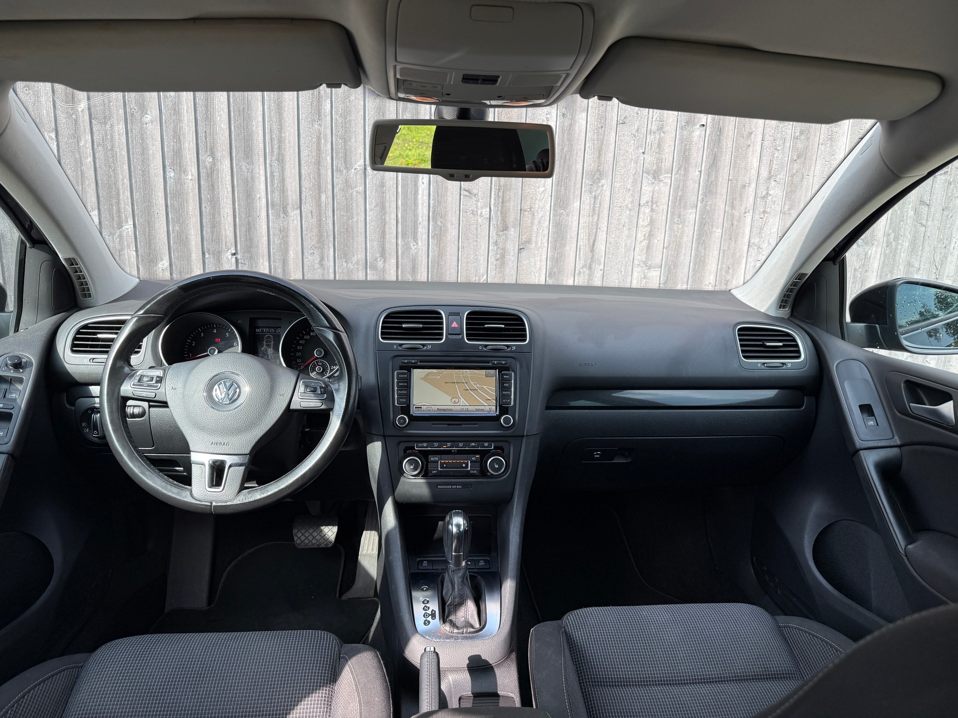 VW Golf 1.2 TSI BlueMotion Technology Team DSG-image-5