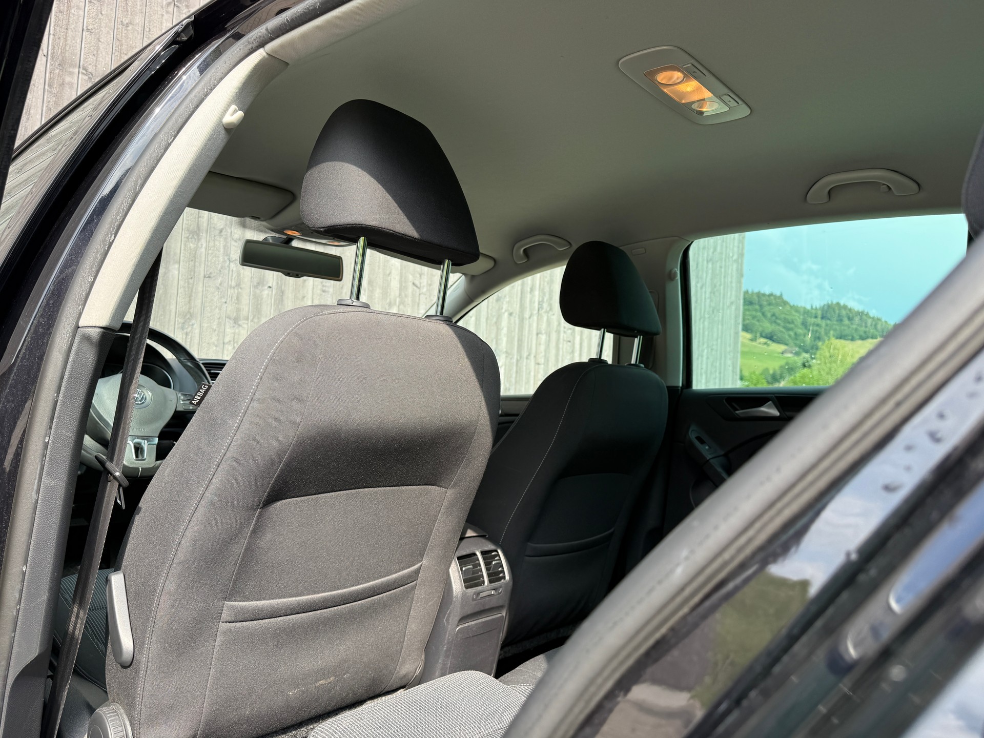 VW Golf 1.2 TSI BlueMotion Technology Team DSG-image-10