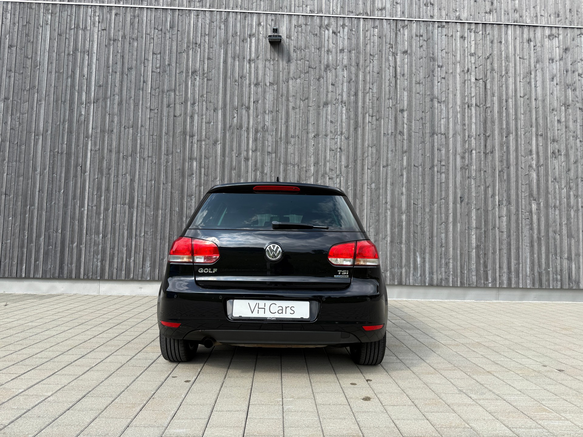 VW Golf 1.2 TSI BlueMotion Technology Team DSG-image-3