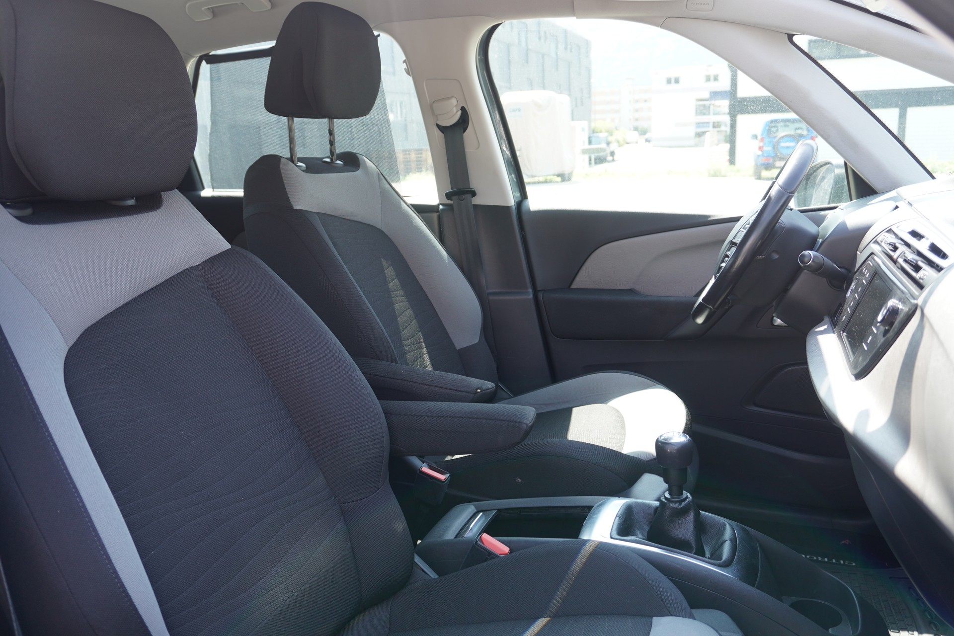 CITROEN C4 Picasso 1.2 Pure Tech Exclusive-image-11