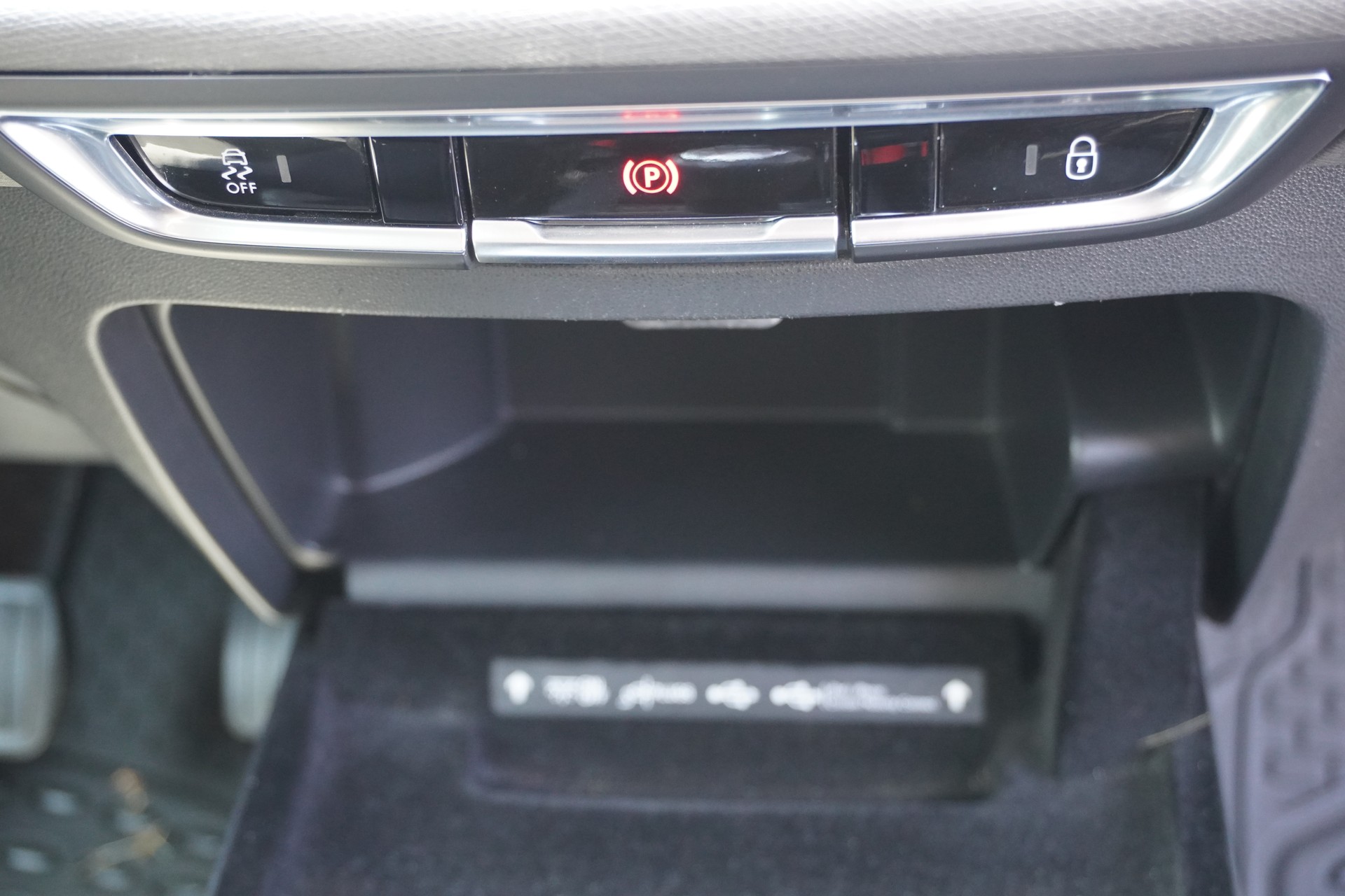 CITROEN C4 Picasso 1.2 Pure Tech Exclusive-image-15
