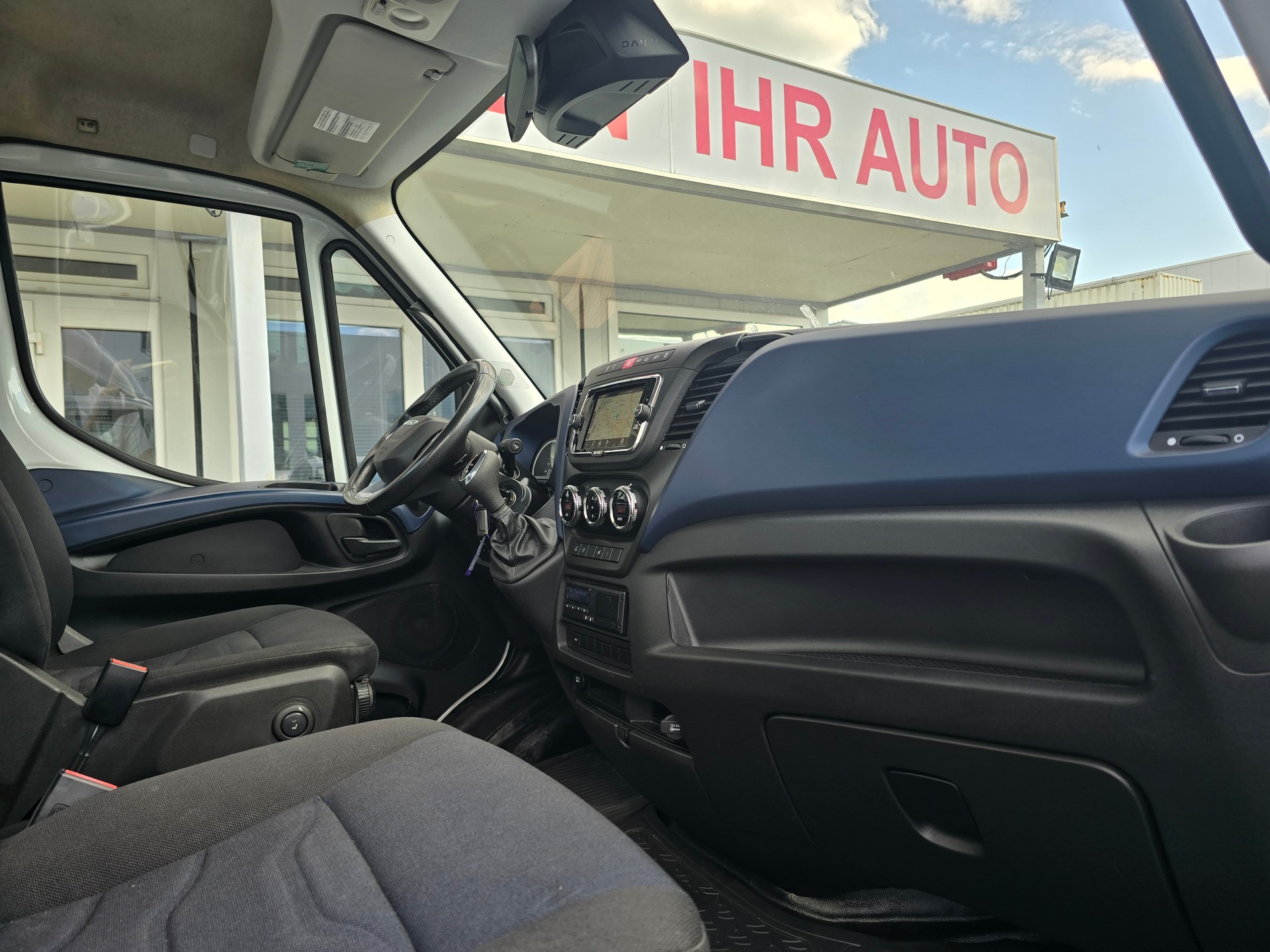 IVECO 50 C 18H A8 D Hi-Matic Sattelschlepper-image-9