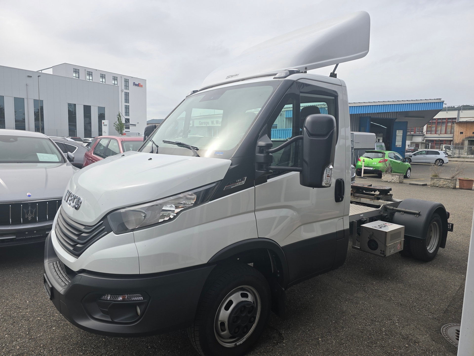 IVECO 50 C 18H A8 D Hi-Matic Sattelschlepper-image-1