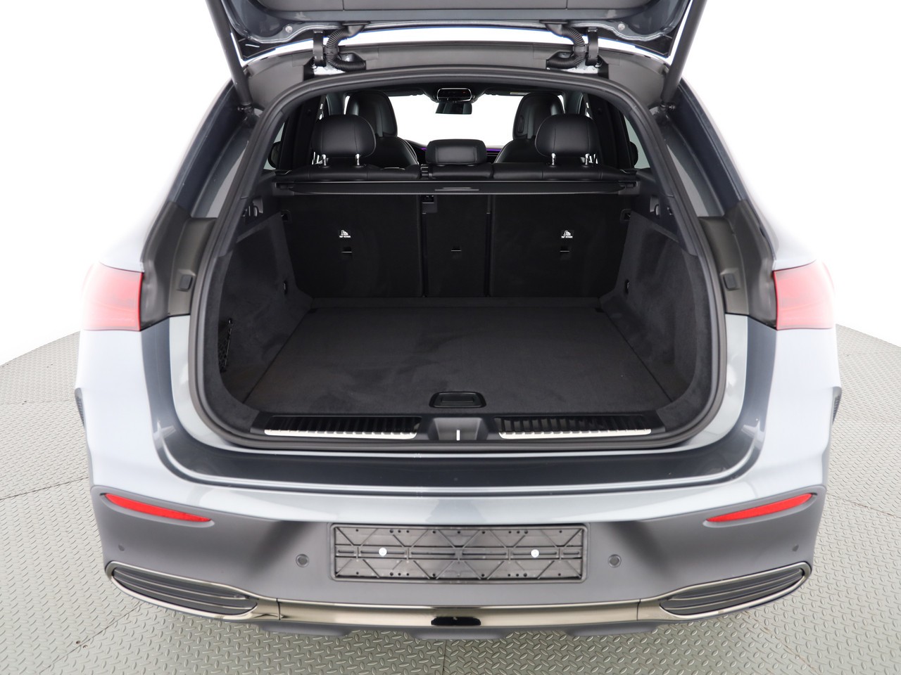 MERCEDES-BENZ EQE SUV 350 4 Matic Executive Edition-image-5