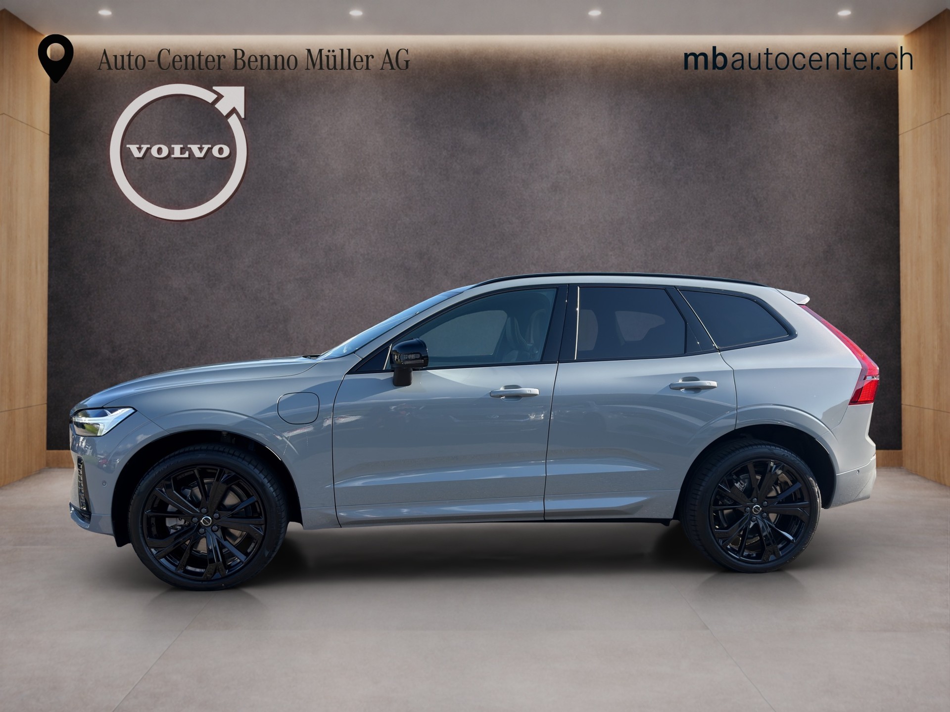 VOLVO XC60 2.0 T8 TE Black Edition eAWD-image-1